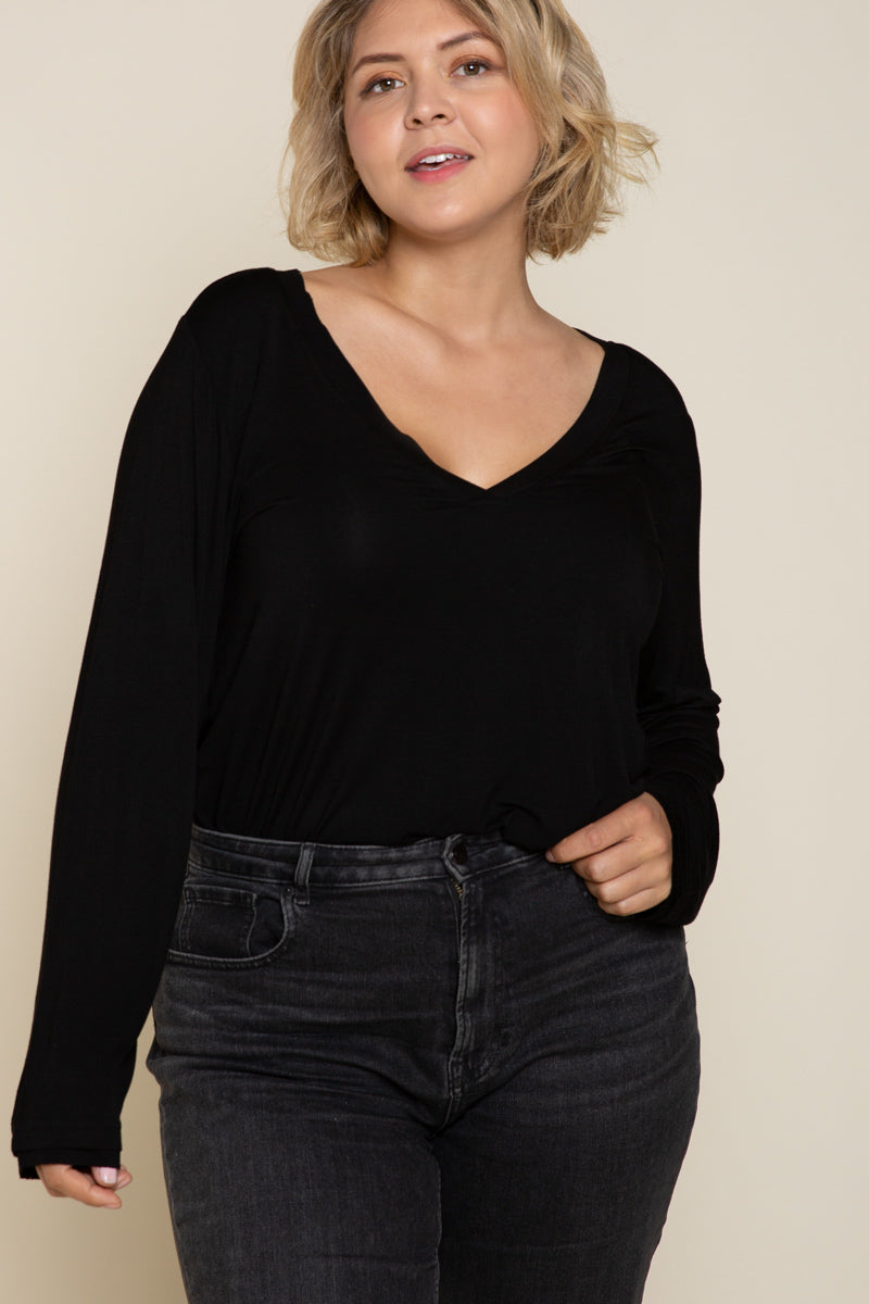 POL VNECK PLUS TEE