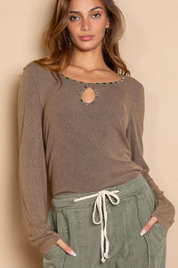 POL STUDDED KEYHOLE SHIRT