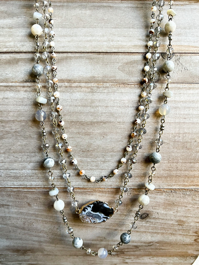 FLORENCE GREY NECKLACE