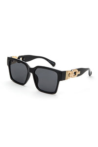 SUPER SASSY SUNNIES