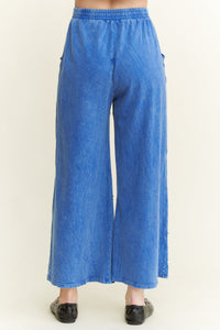 STAR PATCHED CROPPED PANTS