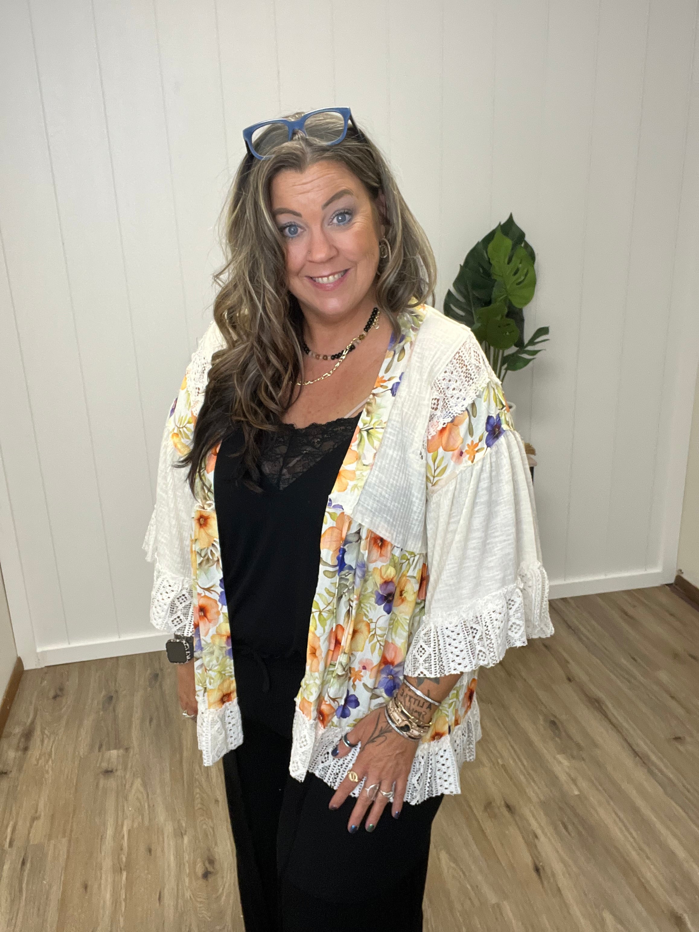 POL FLORAL CARDIGAN WITH LACE