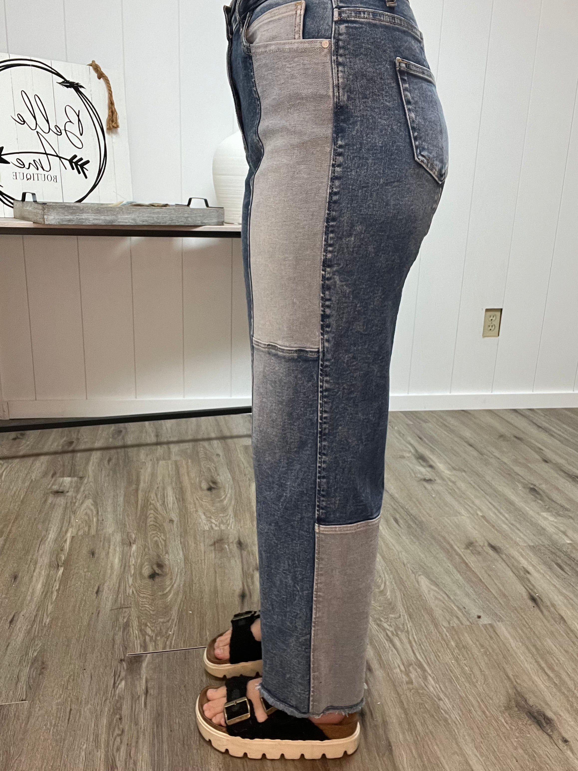 Stretch Frayed Hem Patchwork Slim Barrel Leg Jean