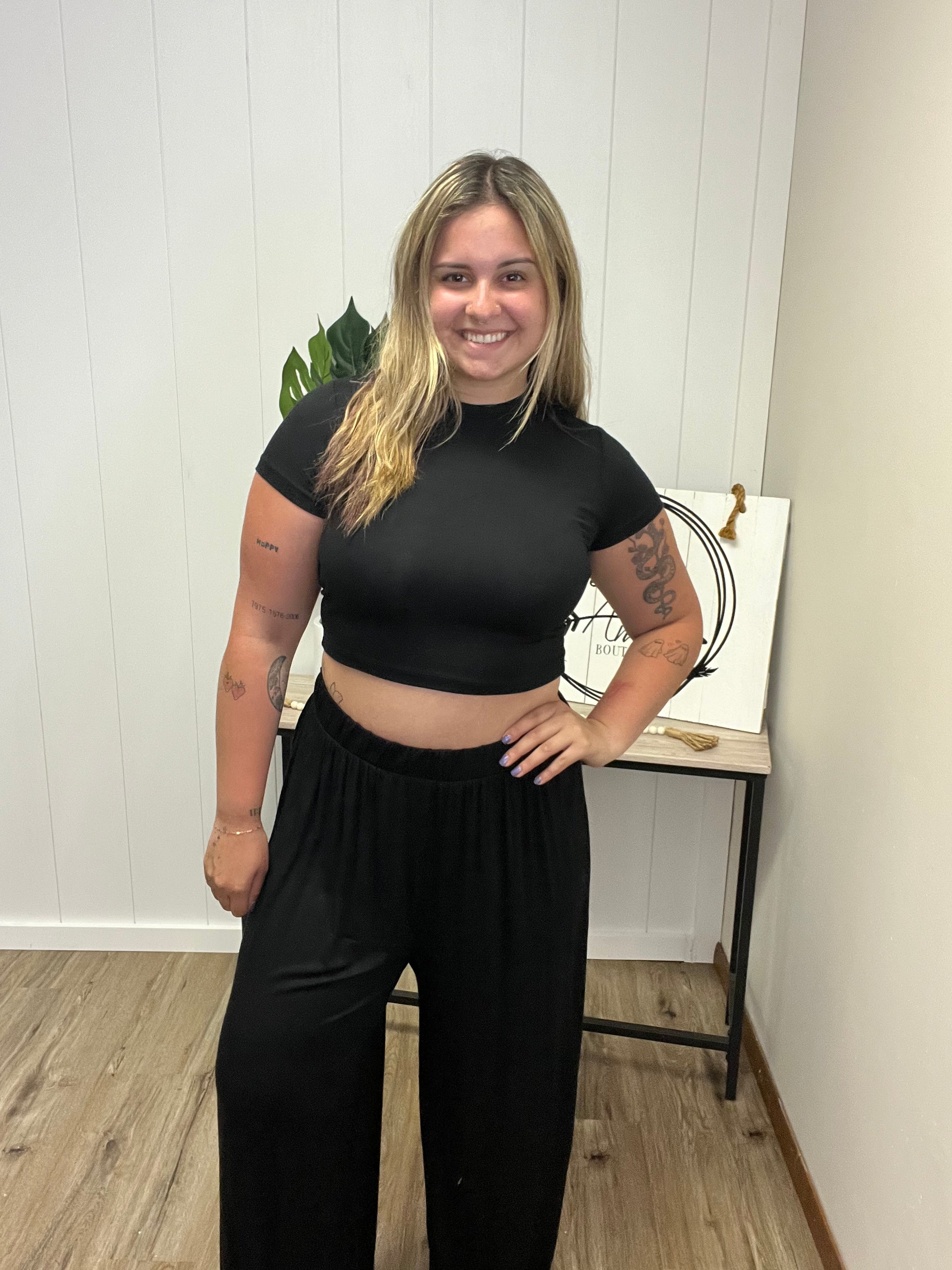 JERSEY TEE AND FLOWY PANTS SET