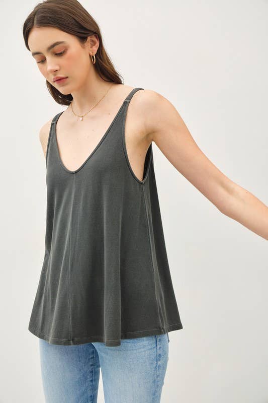 Be Cool - FLOWY V-NECK TANK