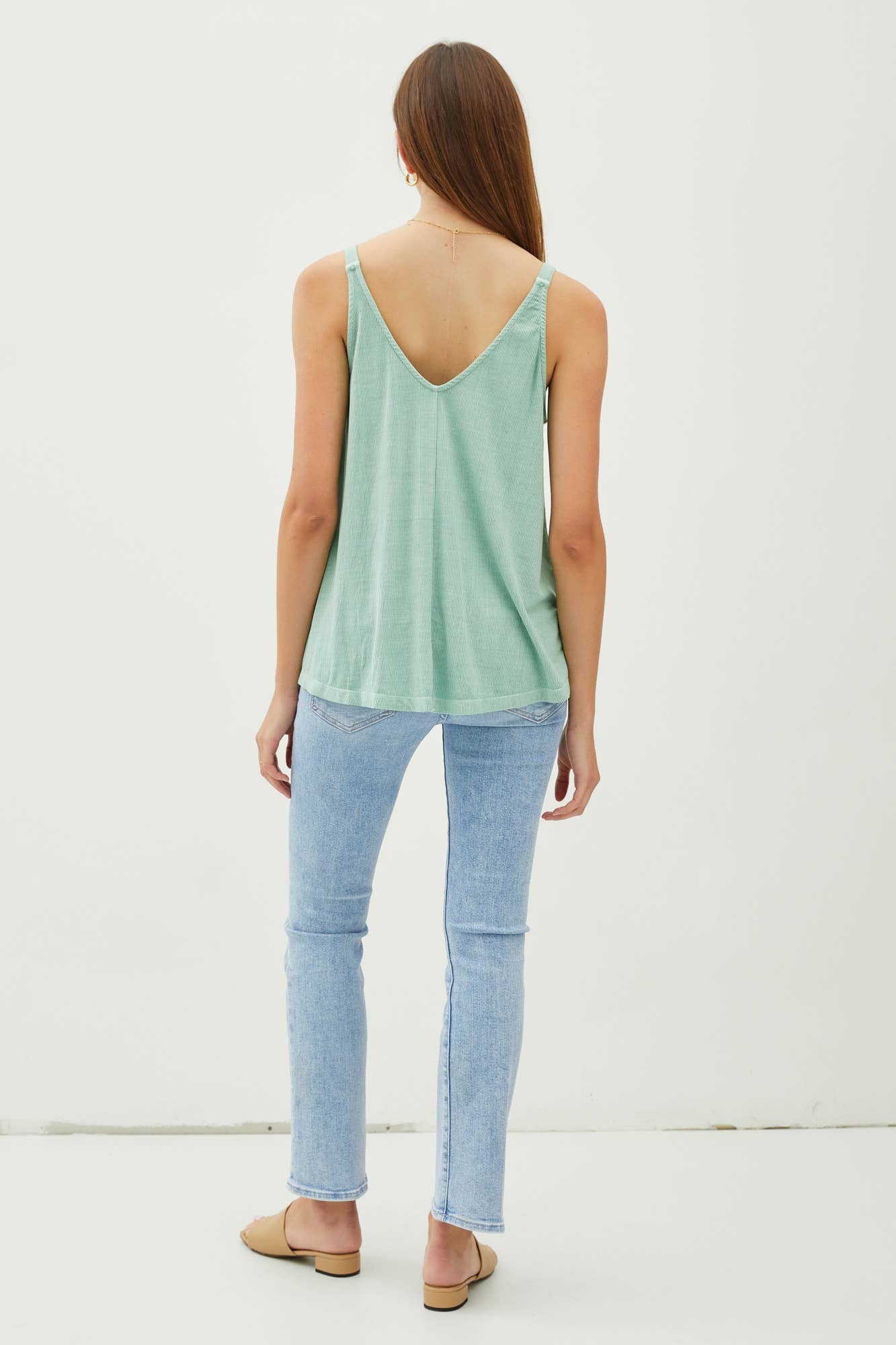 Be Cool - FLOWY V-NECK TANK