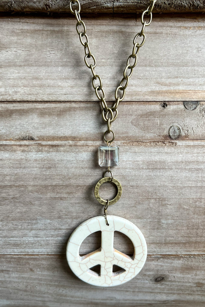 GROOVY NECKLACE