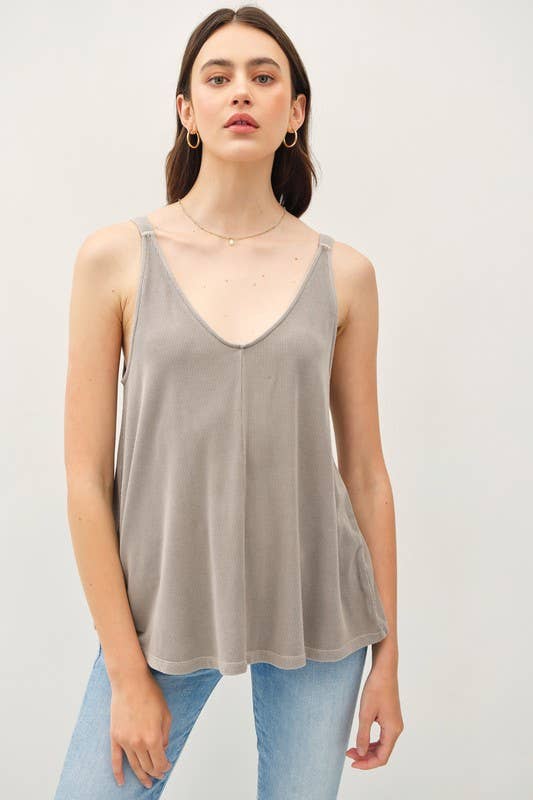 Be Cool - FLOWY V-NECK TANK