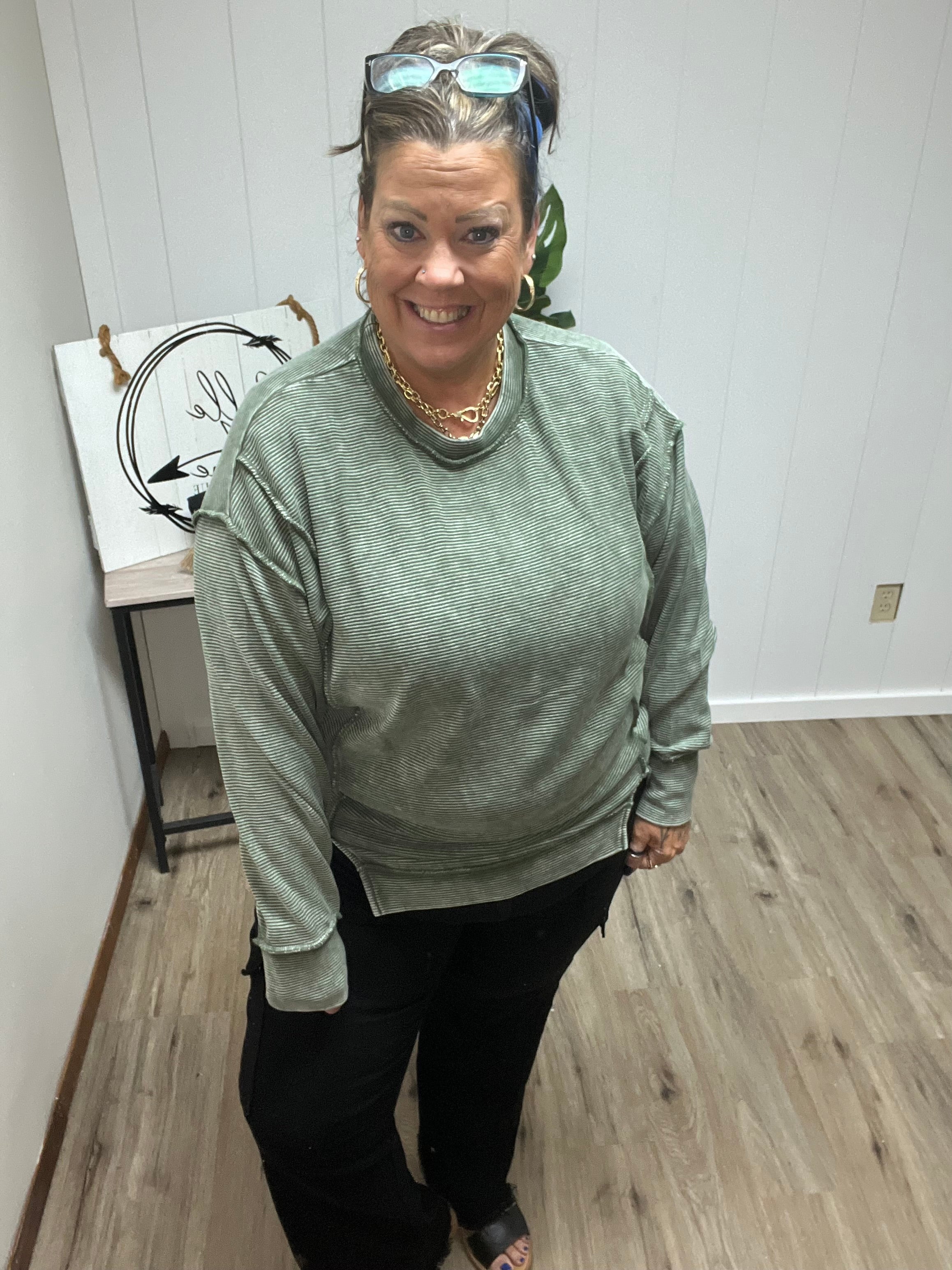 ACID WASHED RIBBED PULLOVER