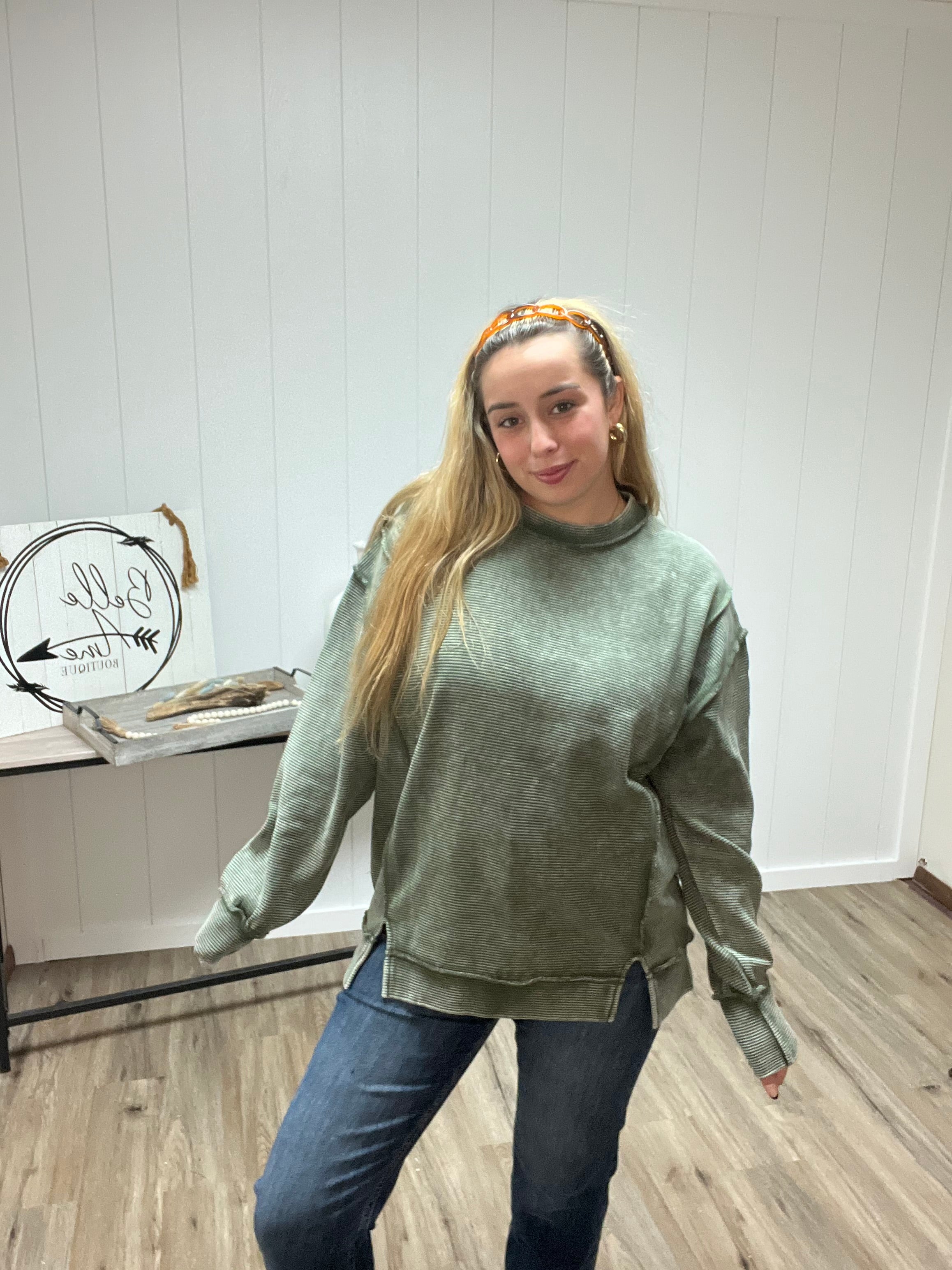 ACID WASHED PULLOVER