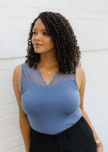 ELIETIAN - Lace Inset Top - Curvy Fit