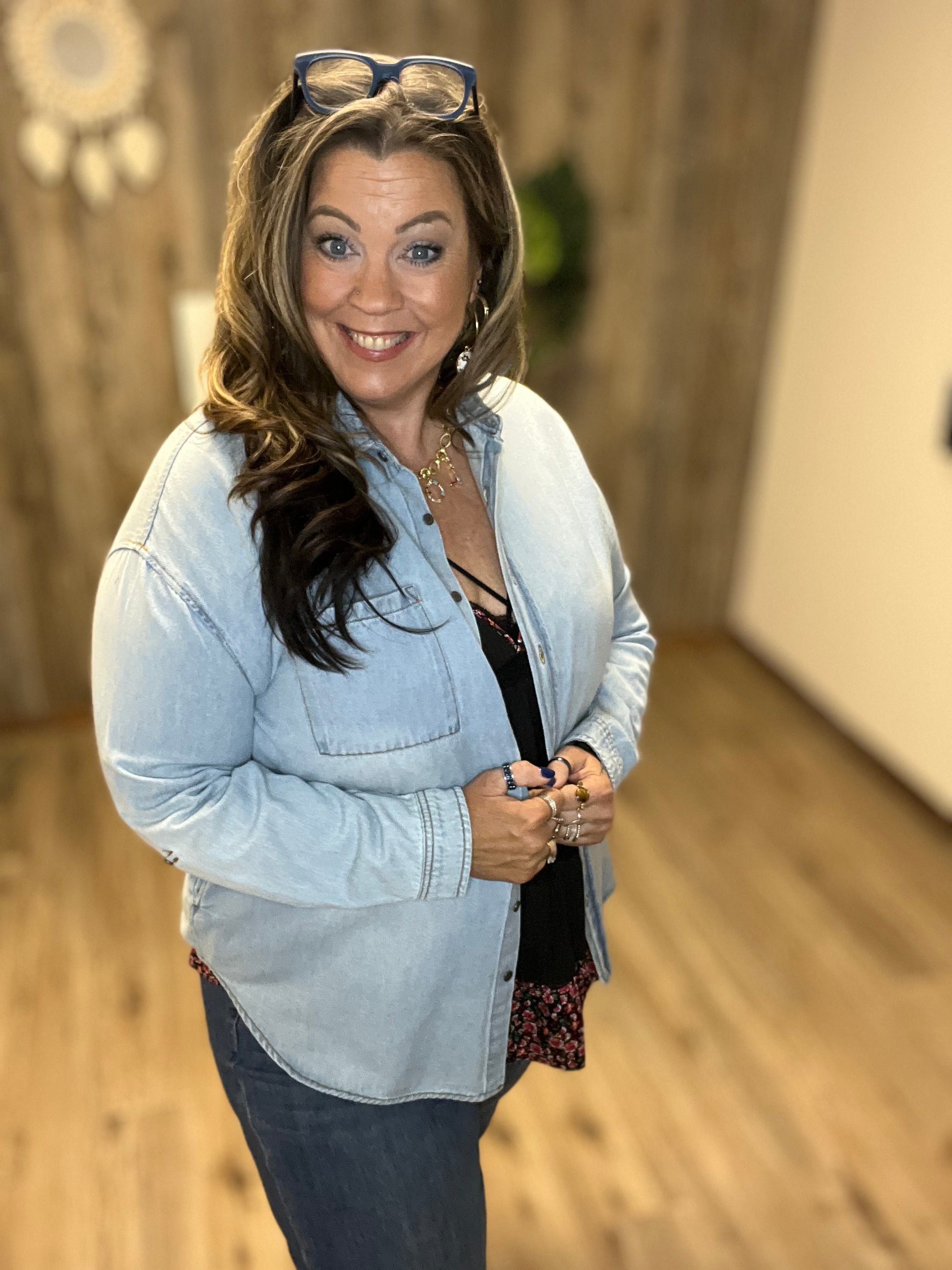 CHAMBRAY COLLARED BUTTON DOWN SHACKET