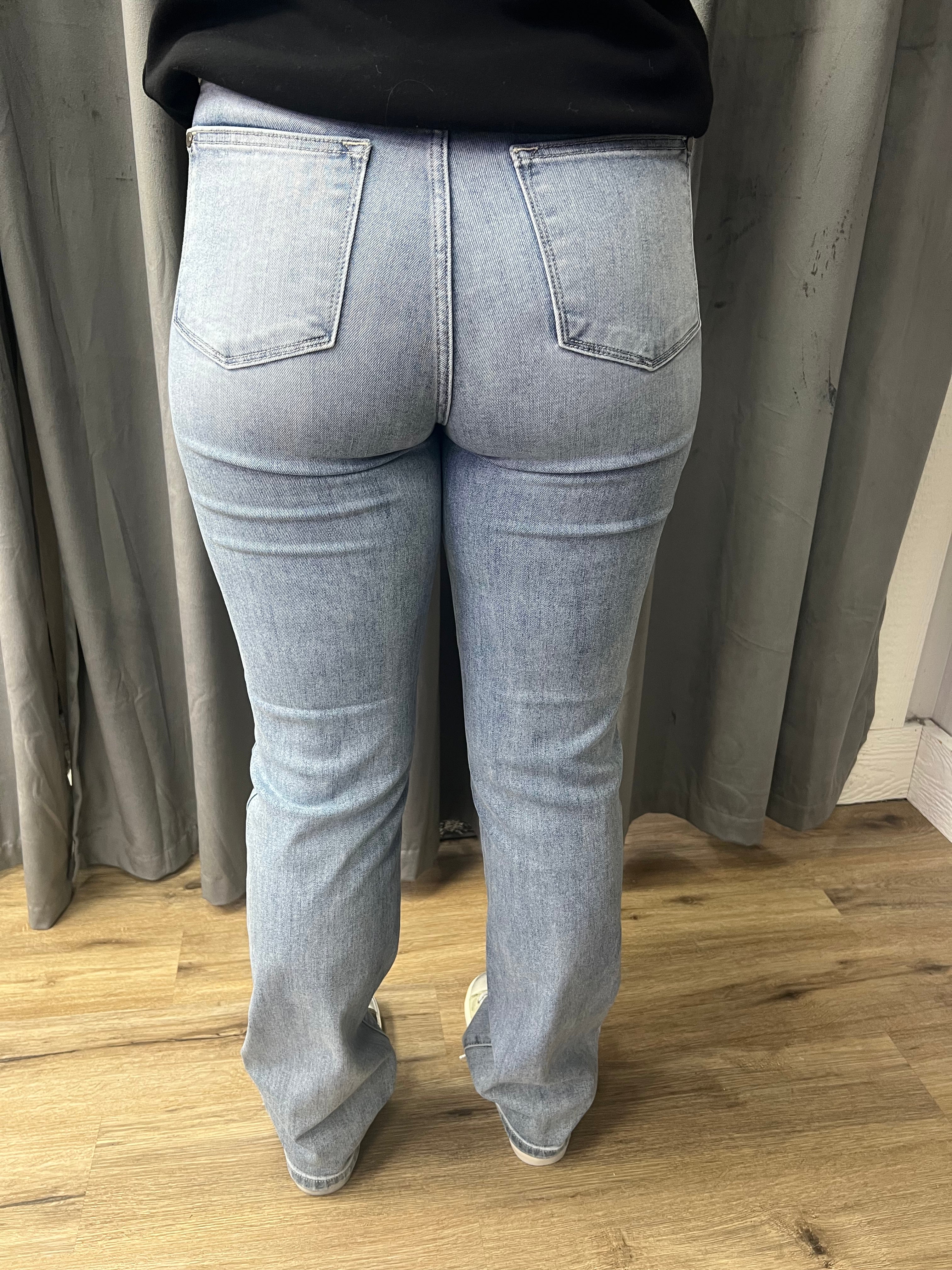 90’s STRAIGHT JEAN