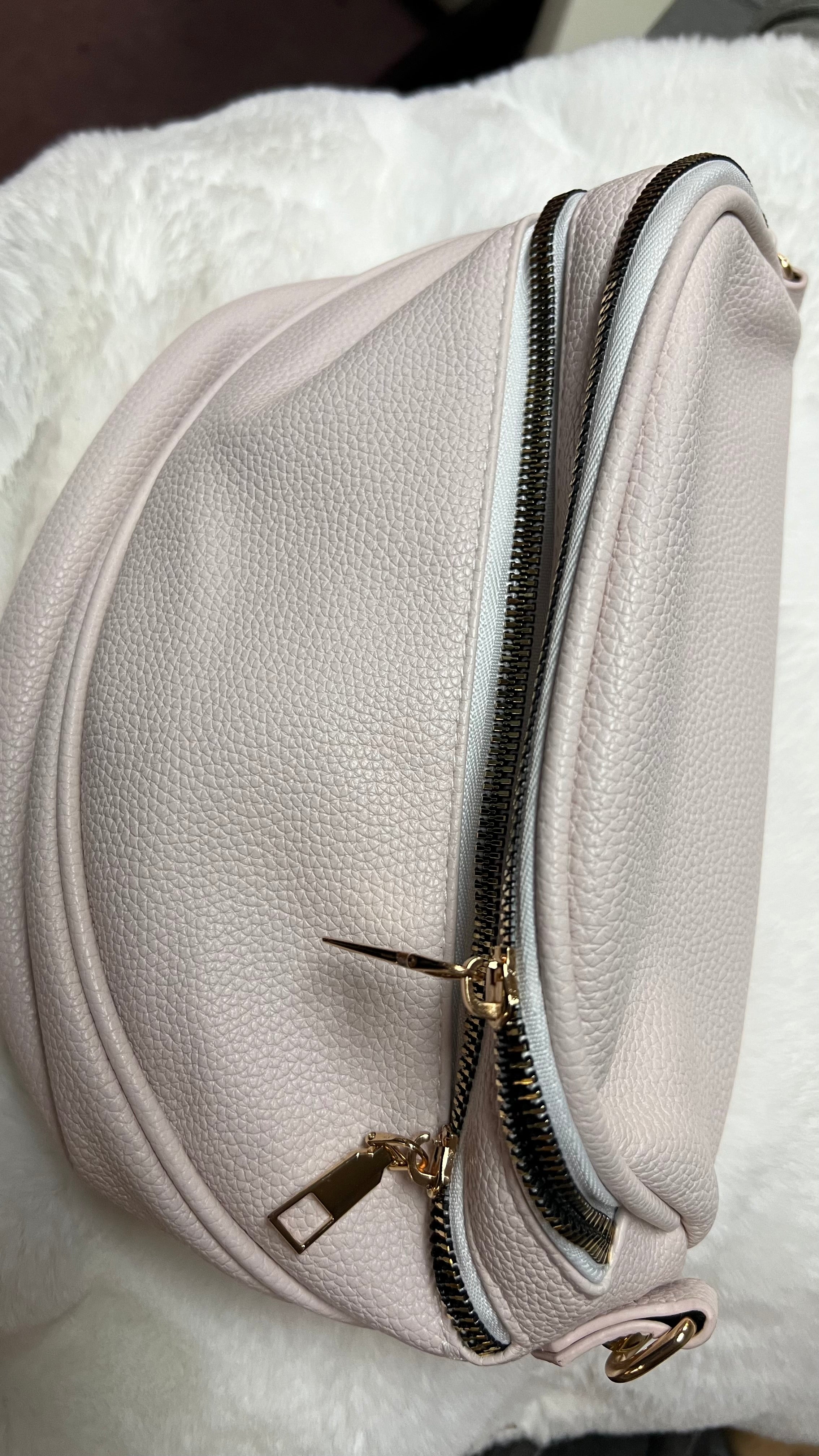 BETTY THE BUMBAG