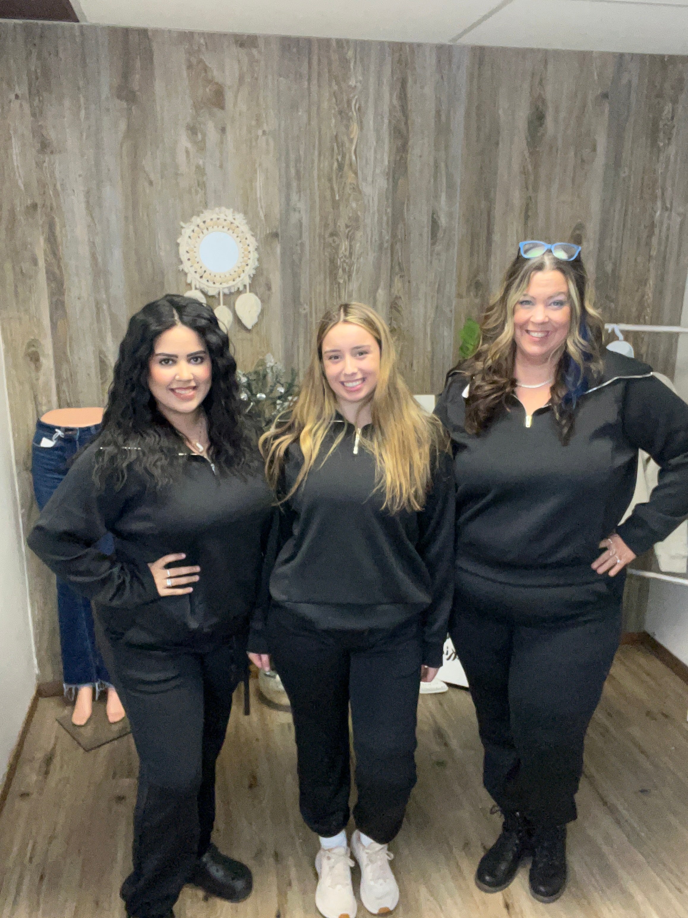 HAMPTONS HALF ZIP SWEATSHIRT
