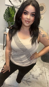 VOCAL SLEEVELESS WITH STONES