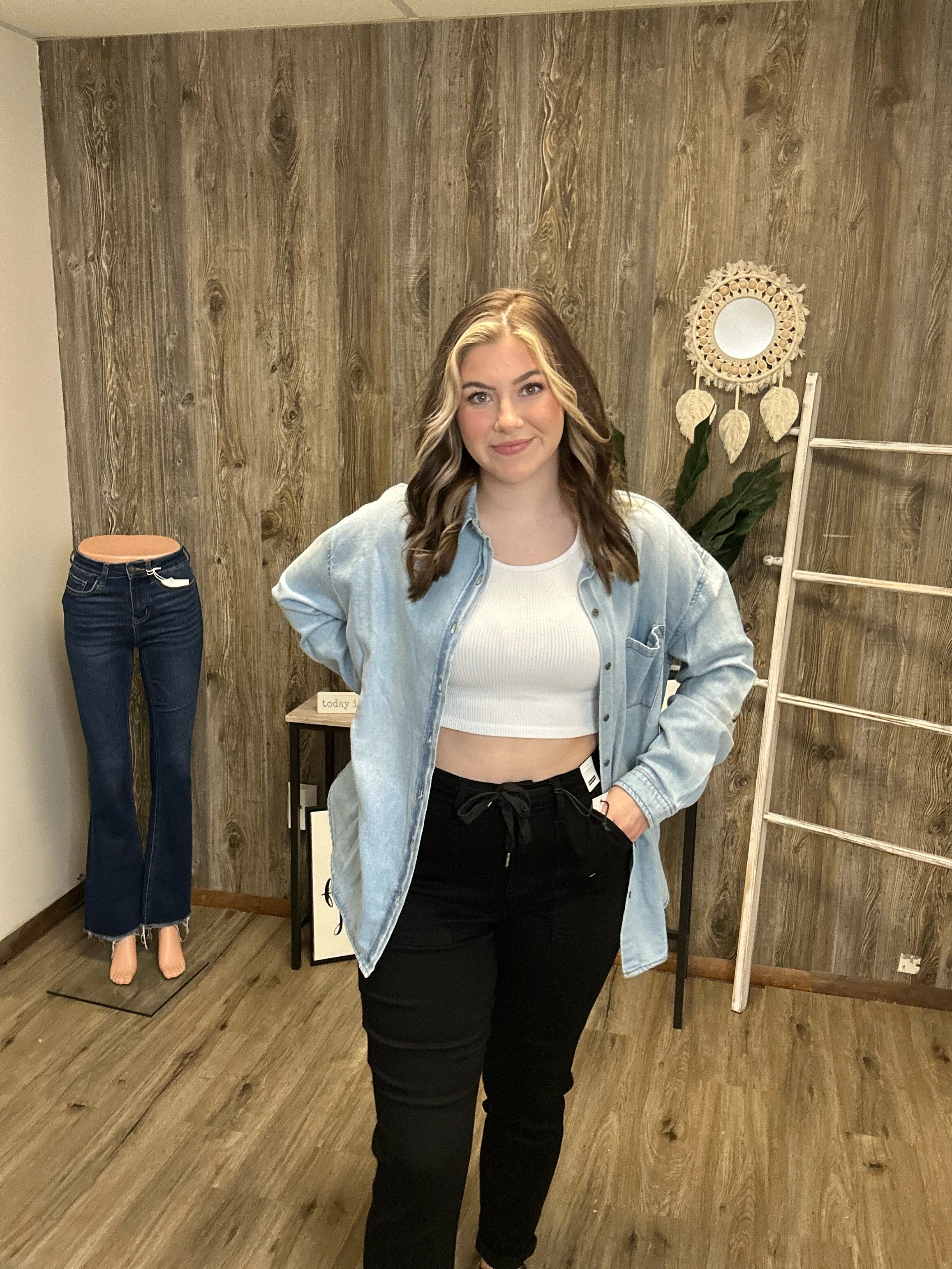 RISEN OVERSIZED DENIM SHIRT