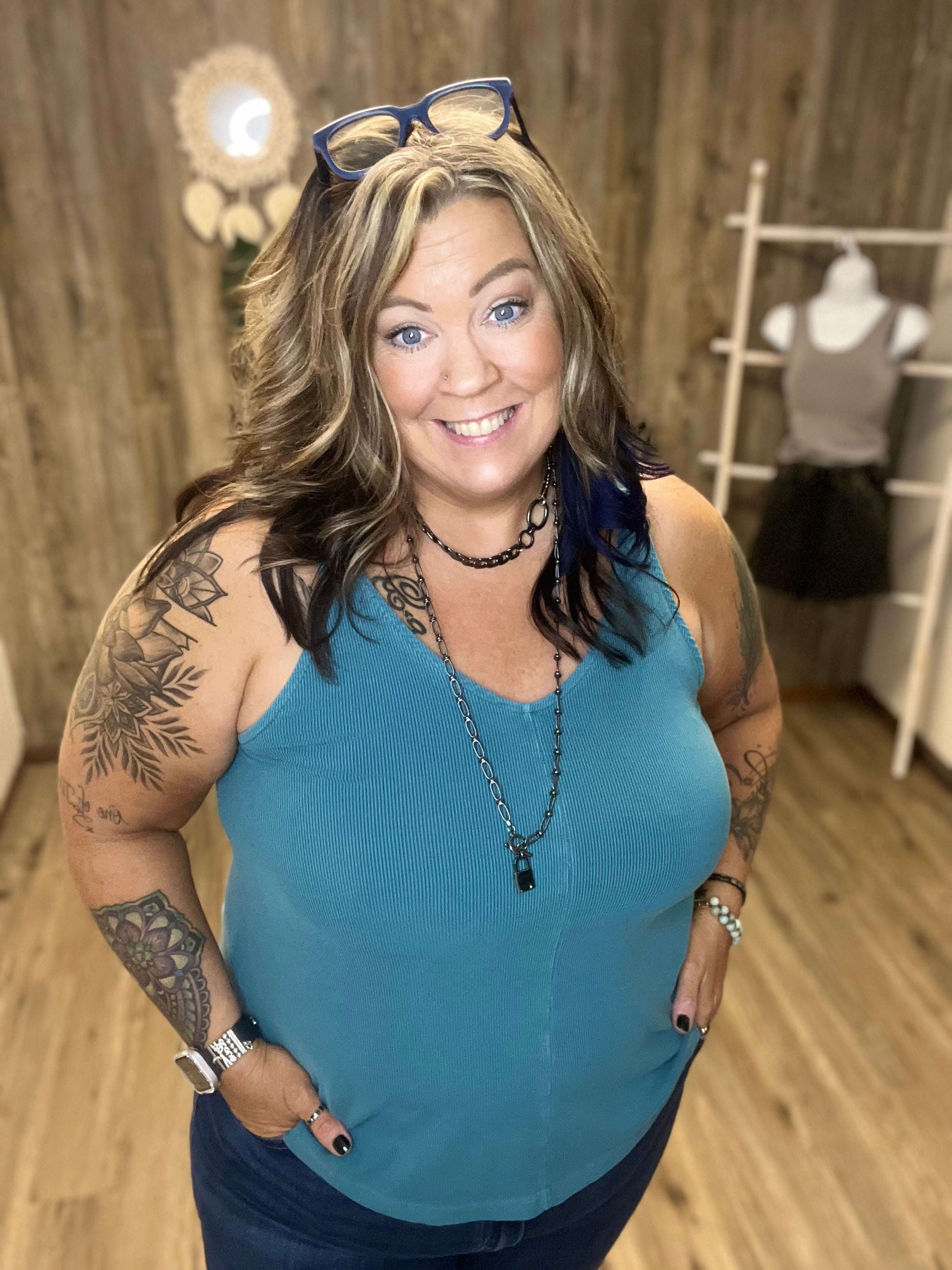 FLOWY FOREVERMORE VNECK TANK
