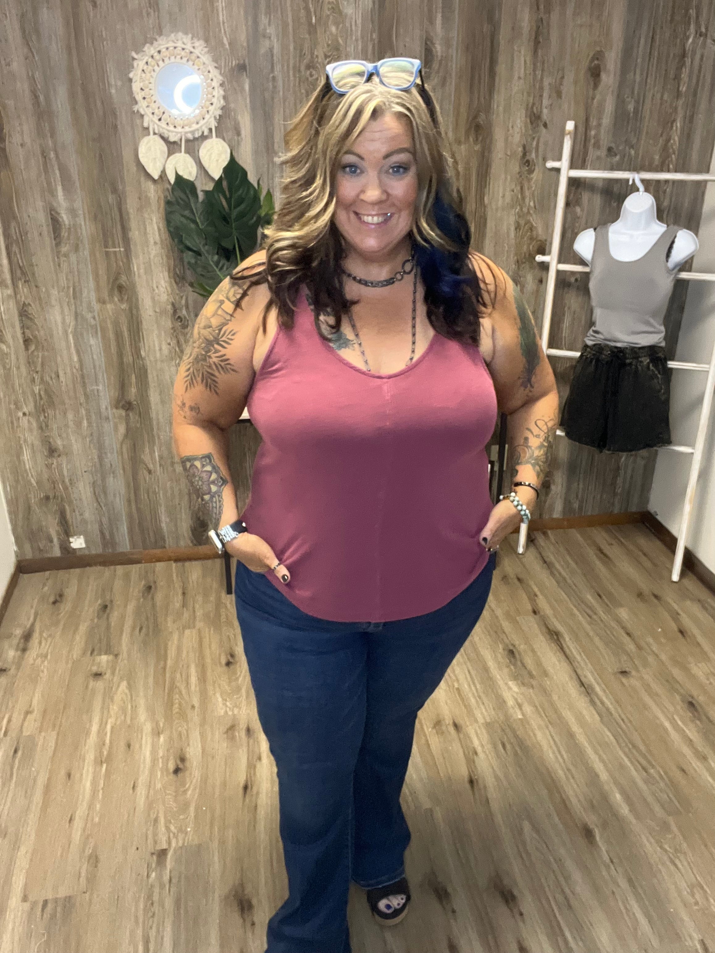 FLOWY FOREVERMORE VNECK TANK