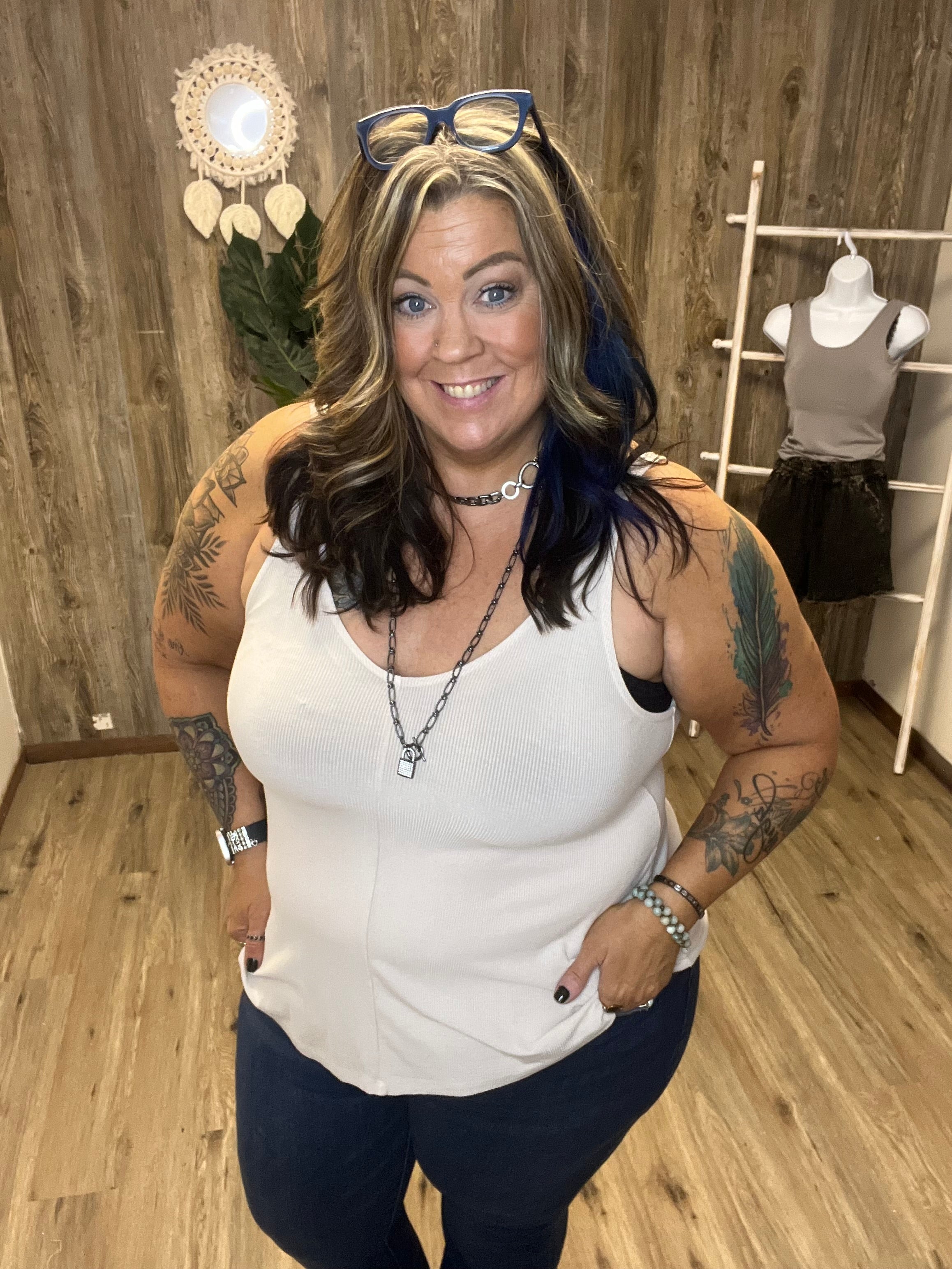 FLOWY FOREVERMORE VNECK TANK