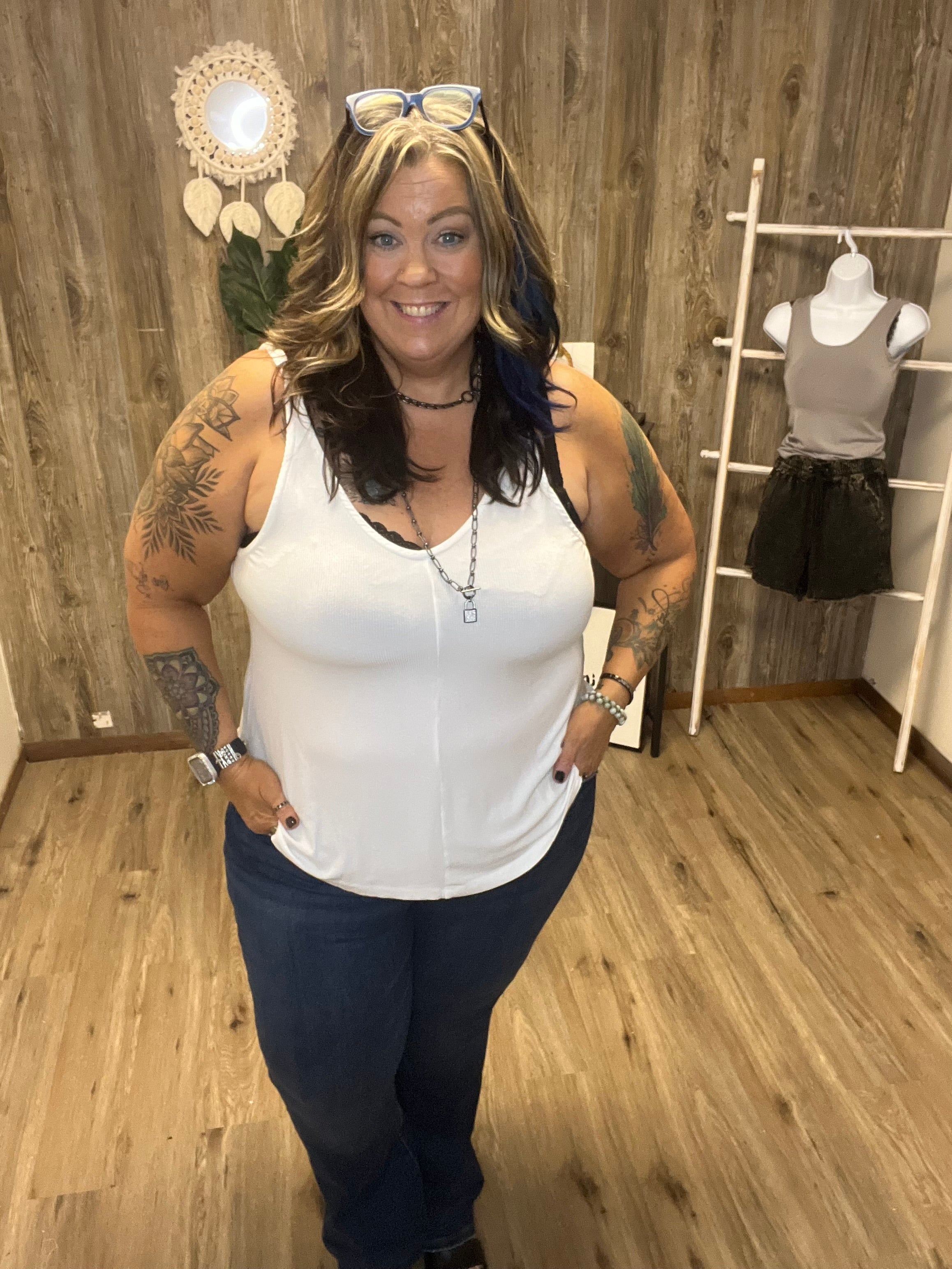 FLOWY FOREVERMORE VNECK TANK
