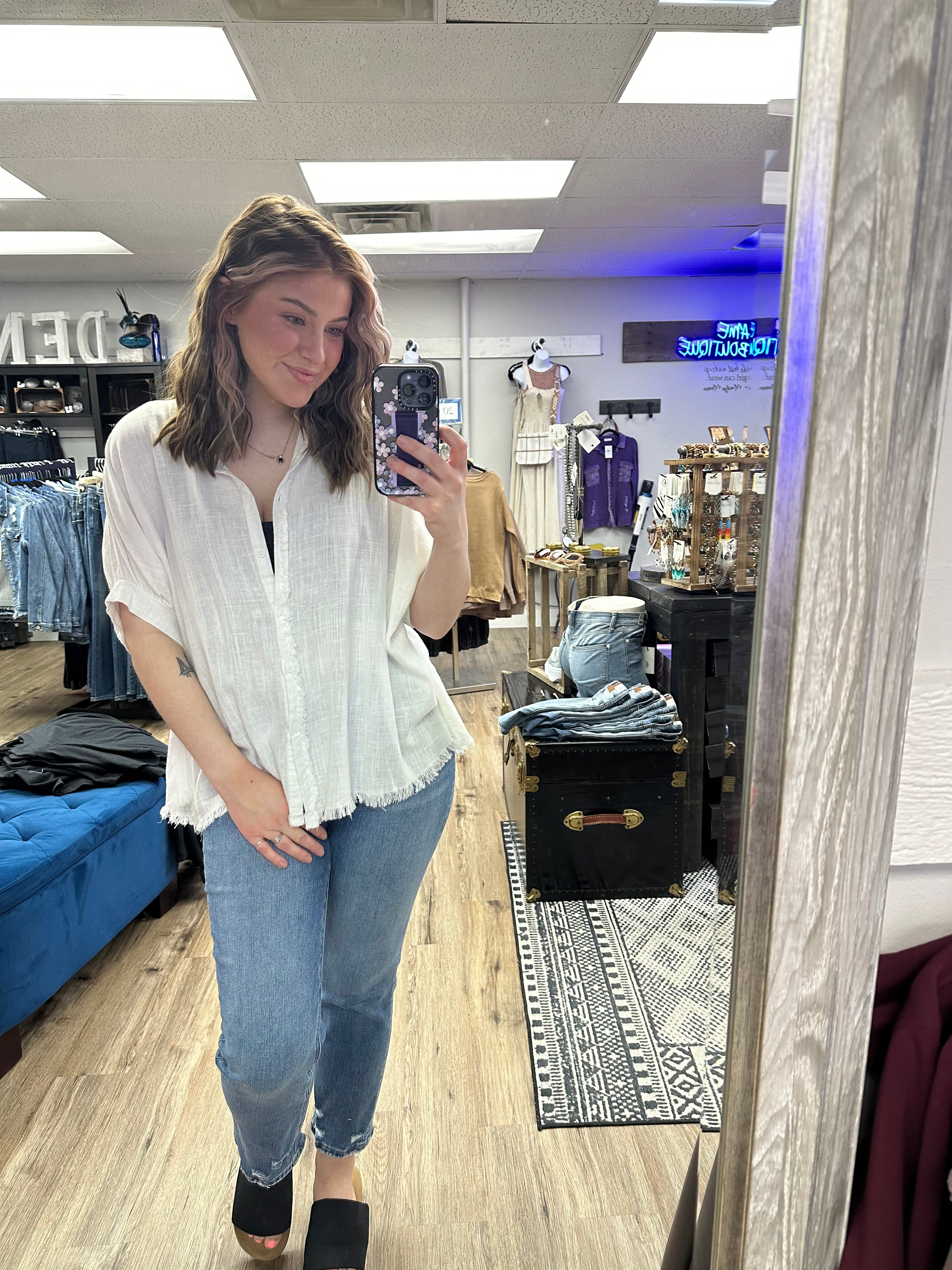 UMGEE AROUND TOWN LINEN