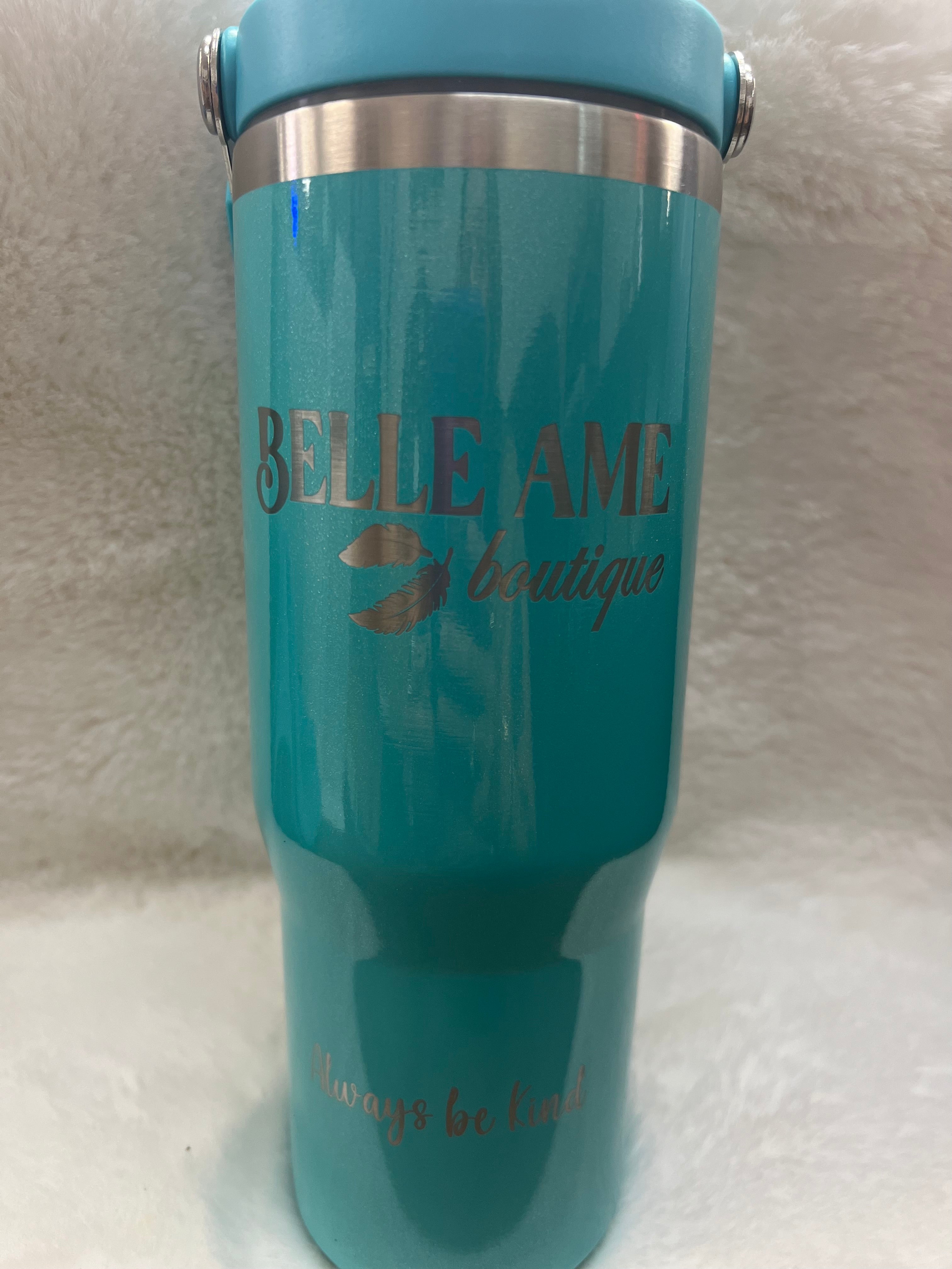 BELLE AME FLIP TOP CUPS WITH LID AND STRAW