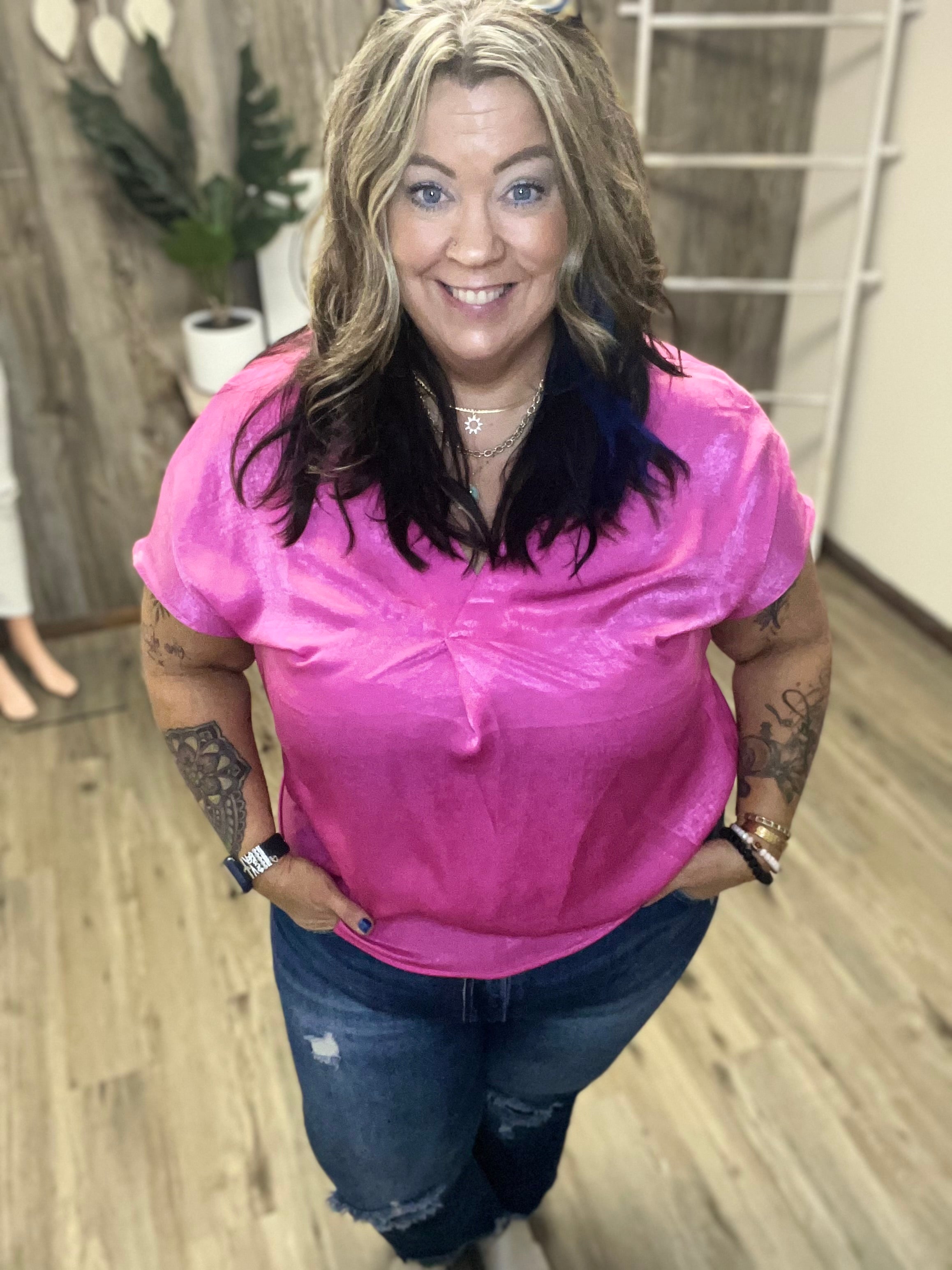 ANDREE SOLID VNECK
