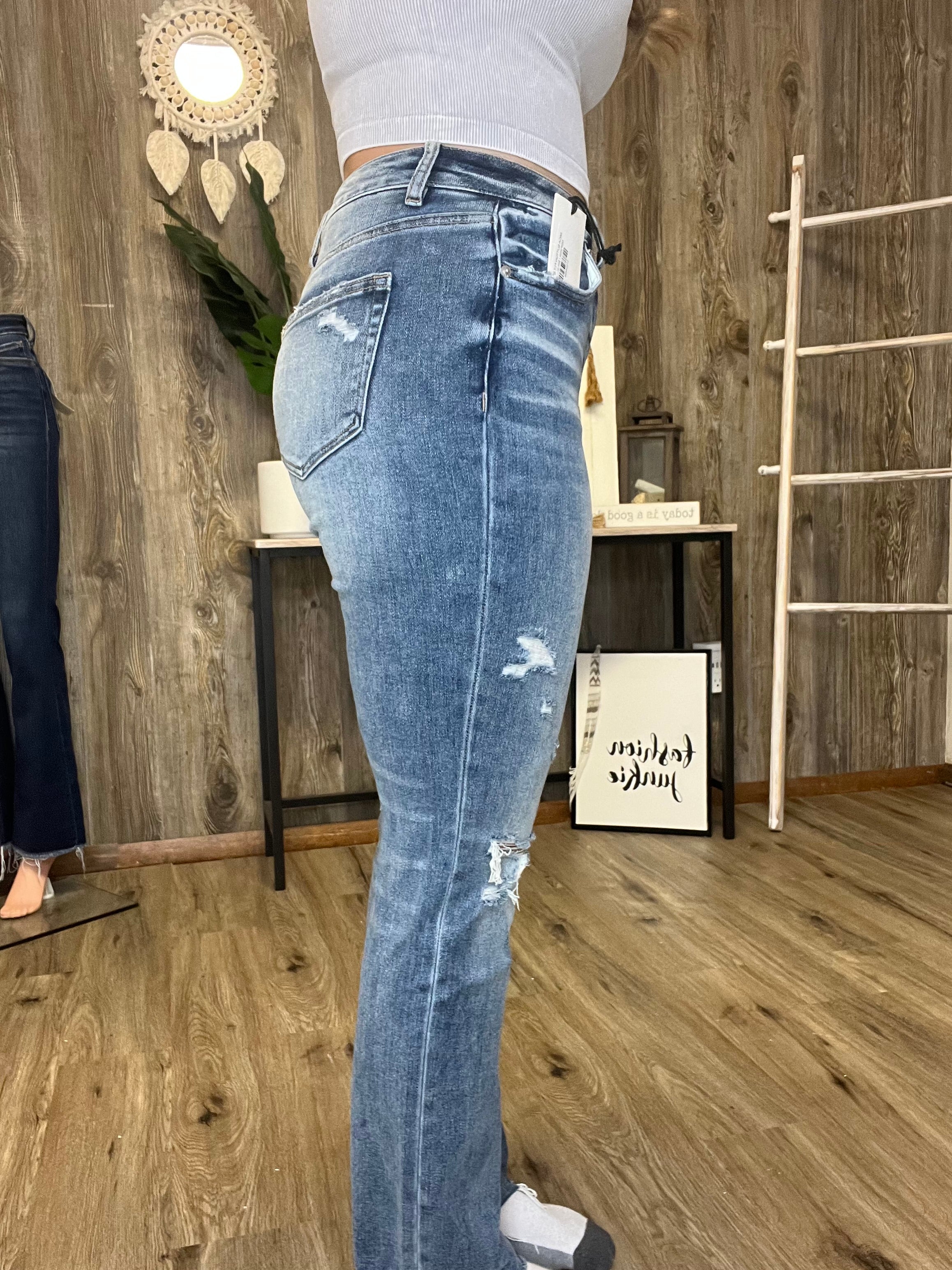 MICA BUTTON FLY BETTY