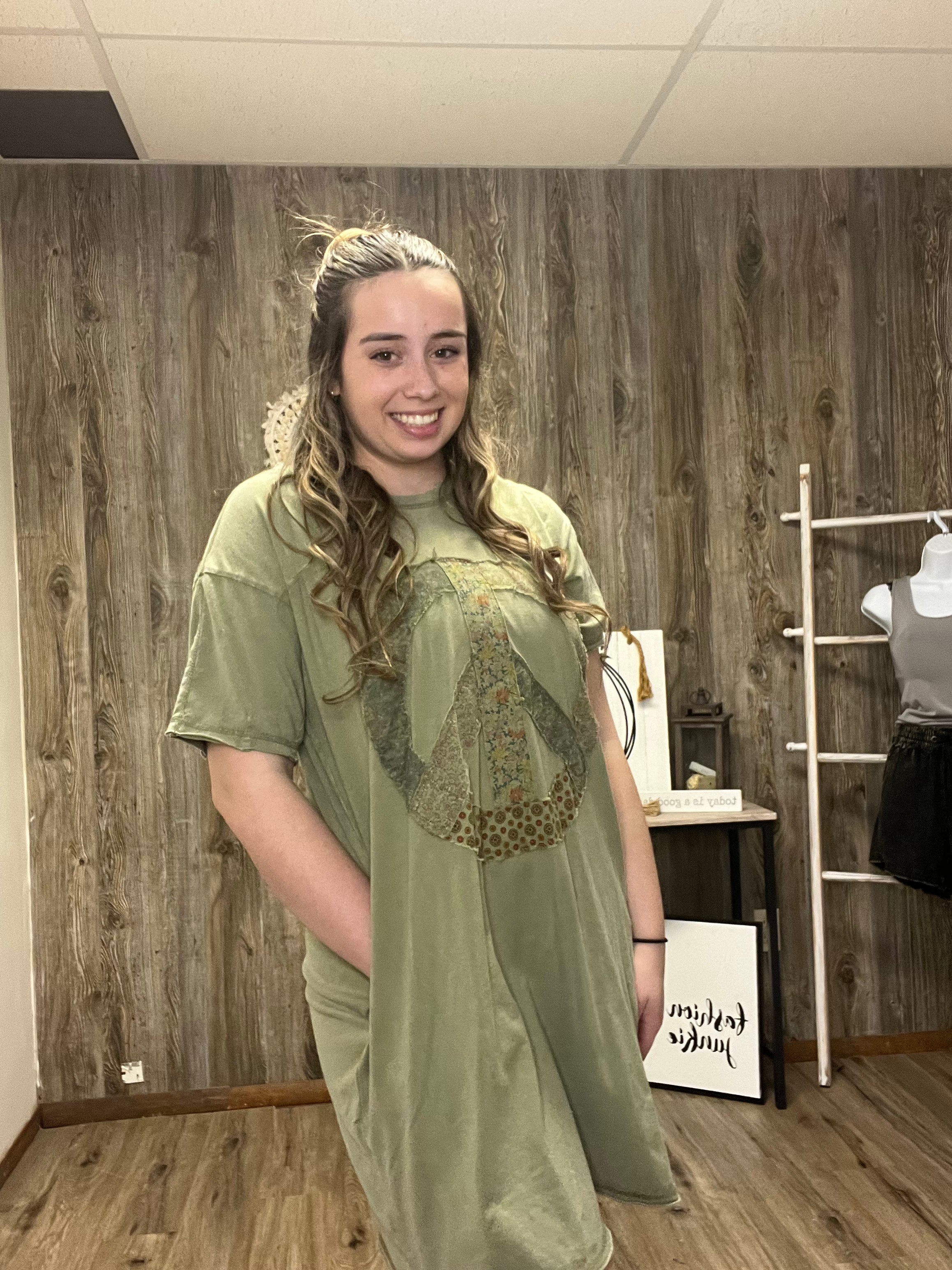 EASEL PEACE DRESS
