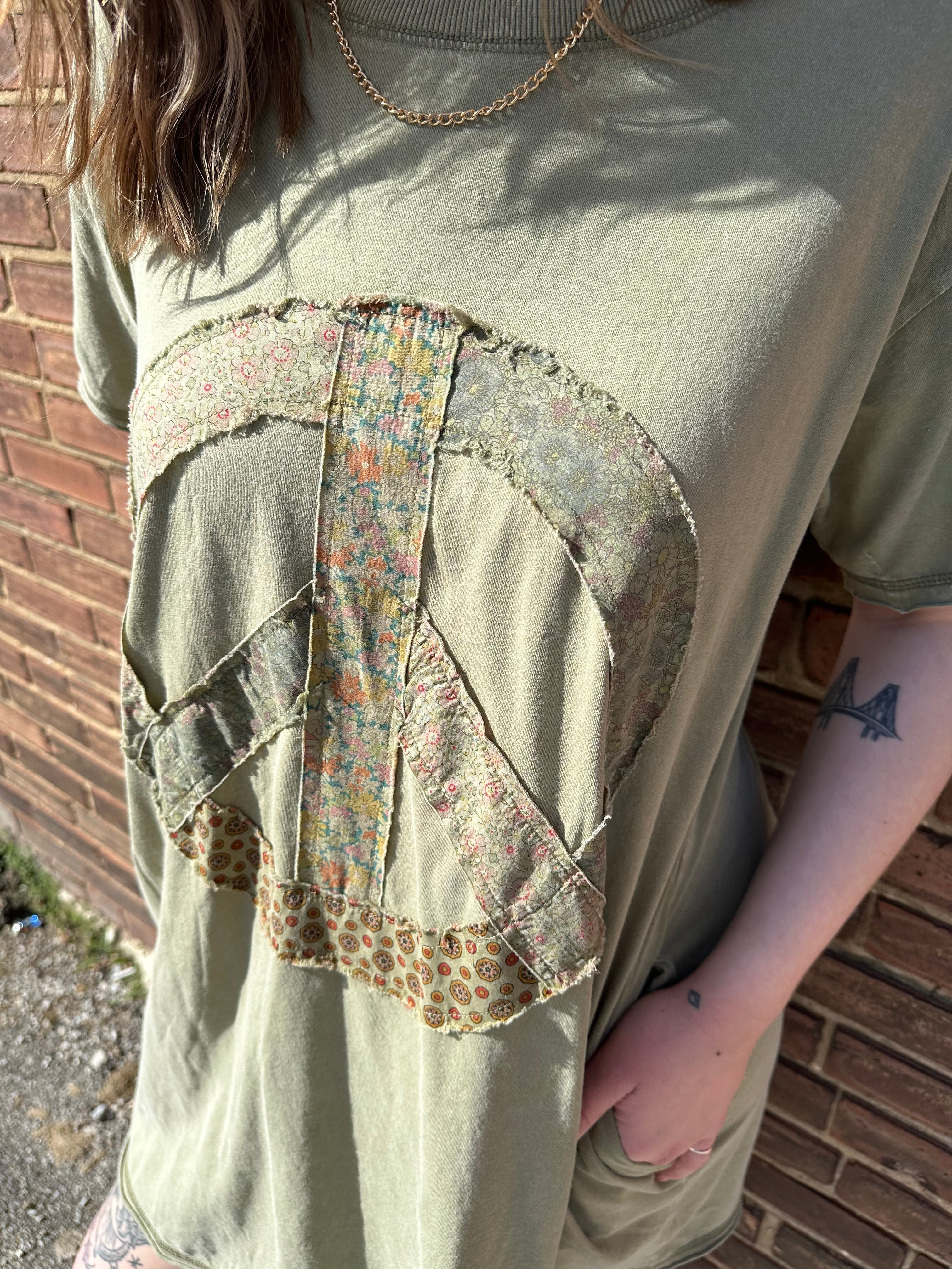 EASEL PEACE DRESS