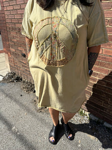 EASEL PEACE DRESS