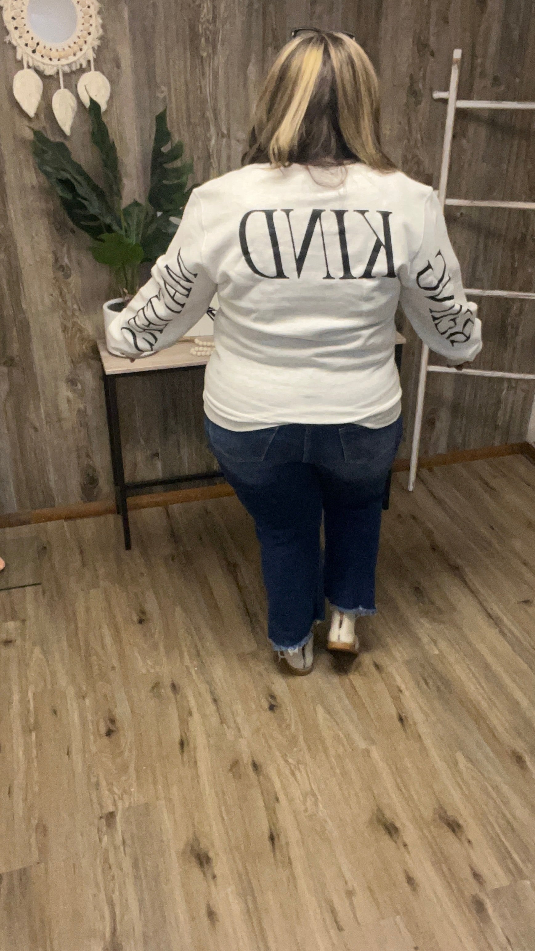 BEING KIND MATTERS SWEATSHIRT