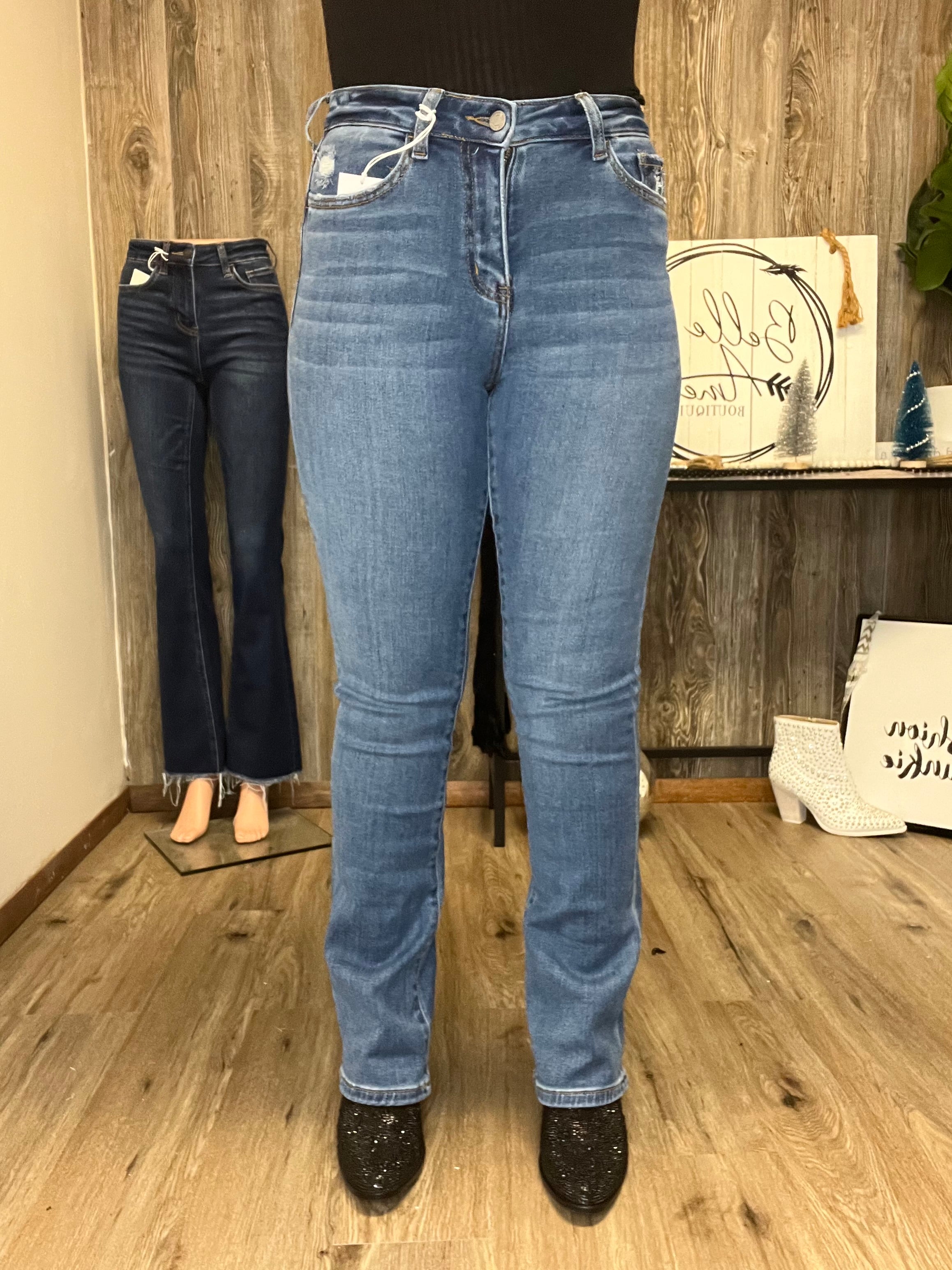 BECKY THE BOOTCUT
