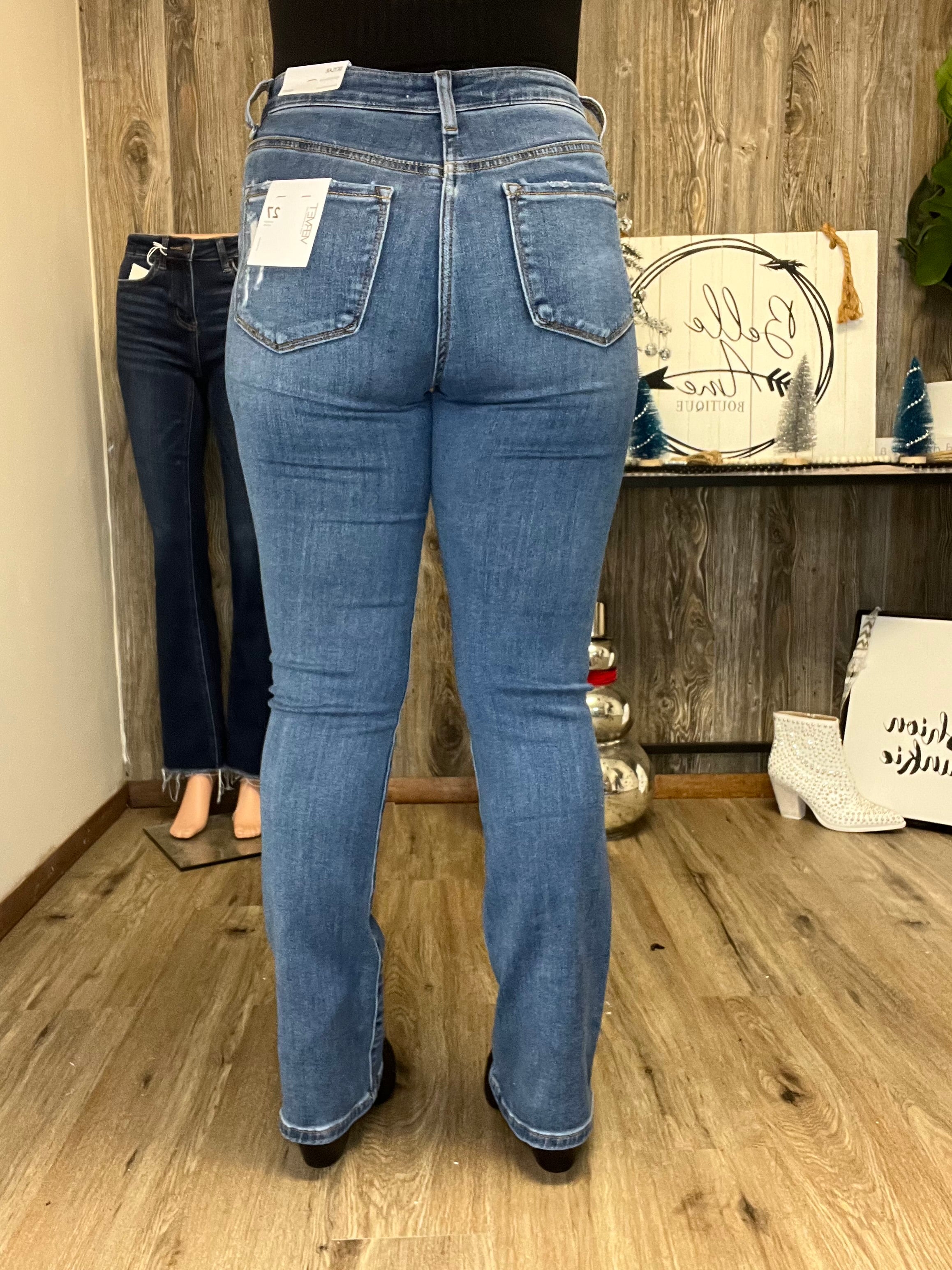 BECKY THE BOOTCUT