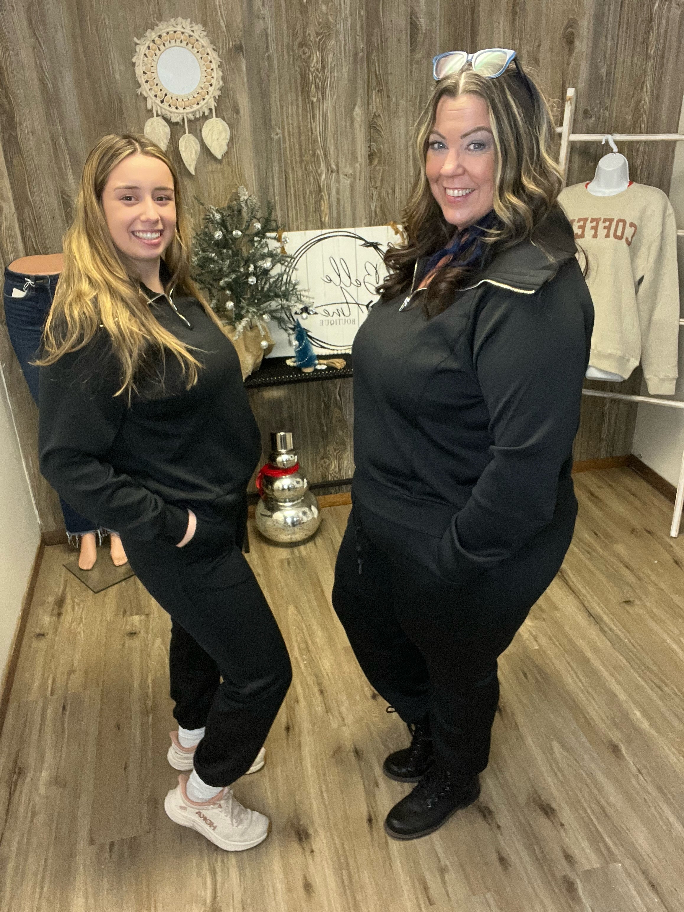 HAMPTONS HALF ZIP SWEATSHIRT