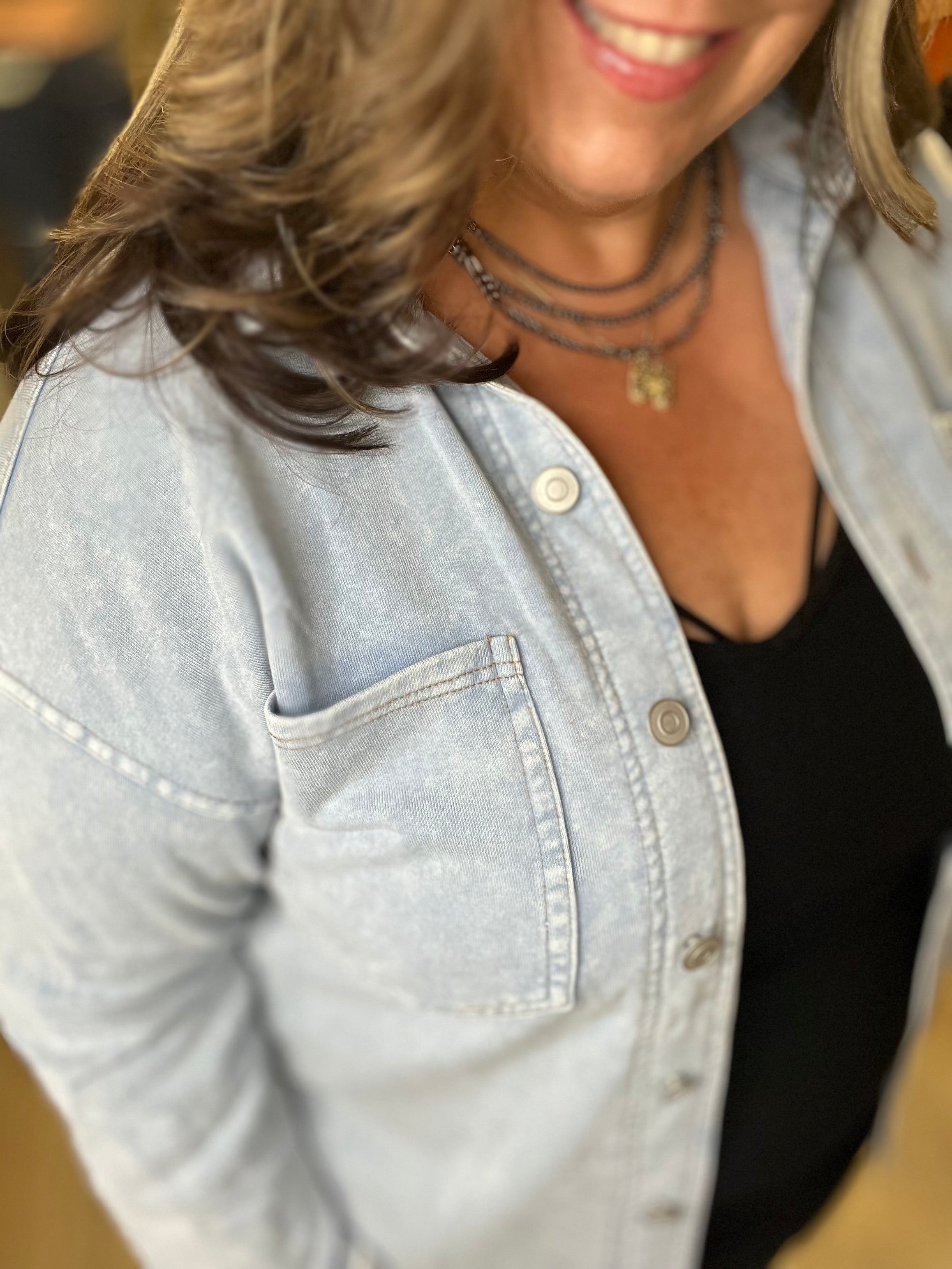 CHAMBRAY COLLARED BUTTON DOWN SHACKET
