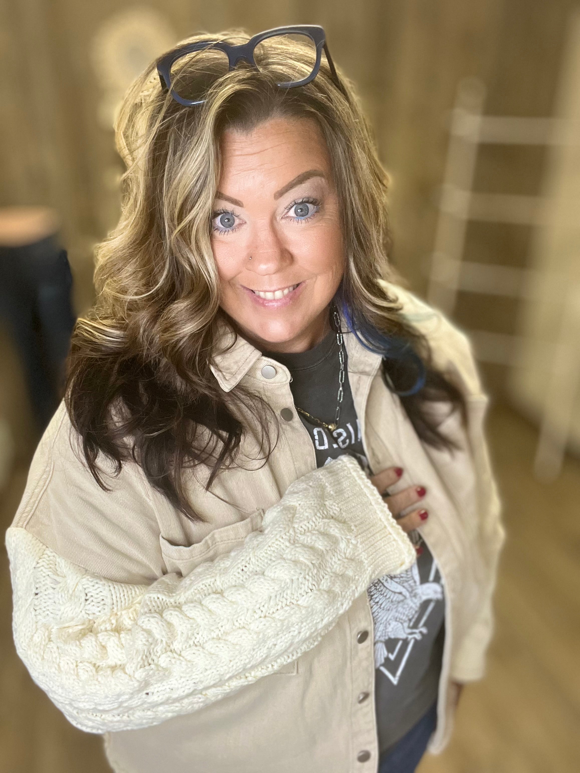 POL SHACKET WITH SWEATER SLEEVES