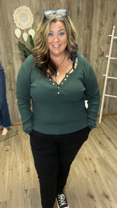 BLU CURVY SOLID LONG SLEEVE HENLEY SWEATER KNIT TOP