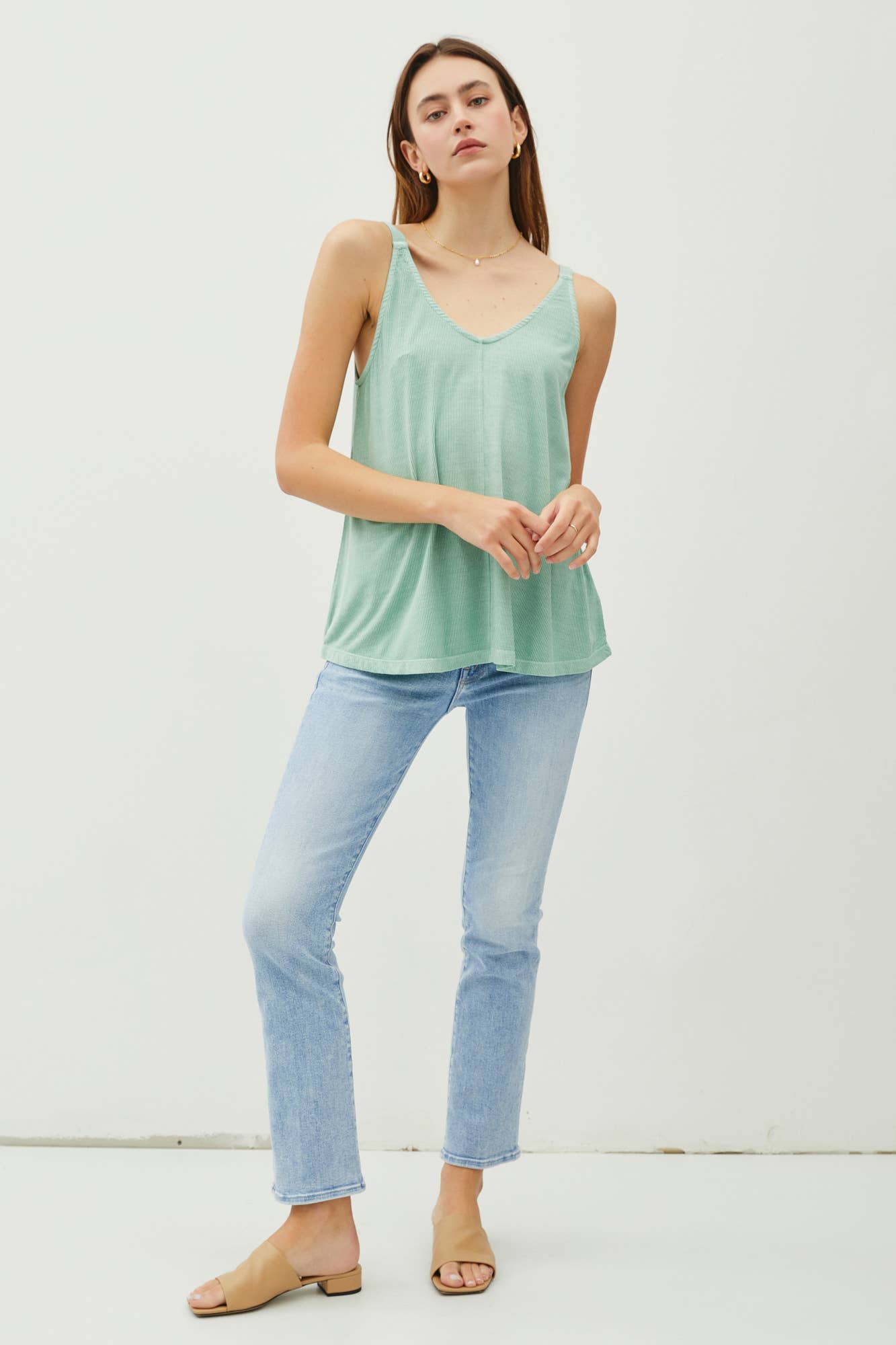 Be Cool - FLOWY V-NECK TANK