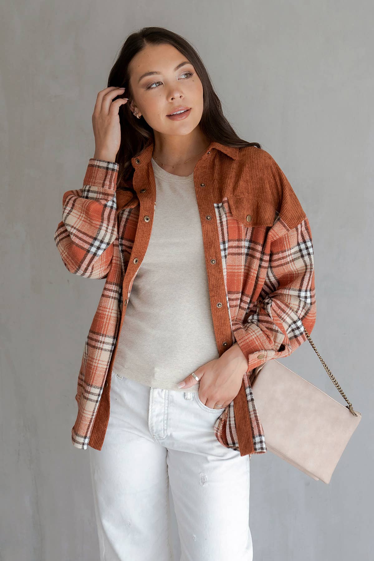 Izzy Crossbody w/ Chain Strap