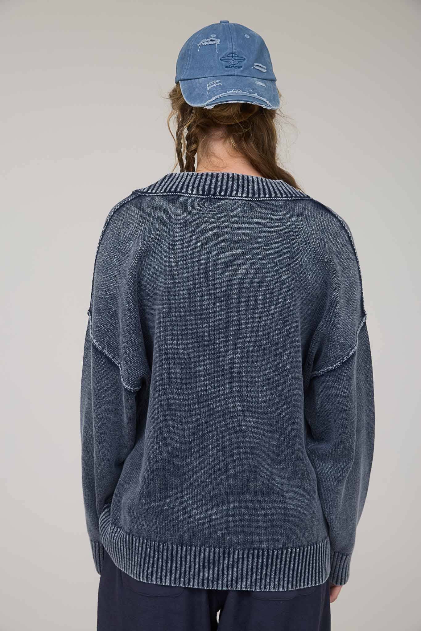 Blu Pepper - WASHED V NECK LONG SLEEVE OVERSIZED KNIT SWEATER