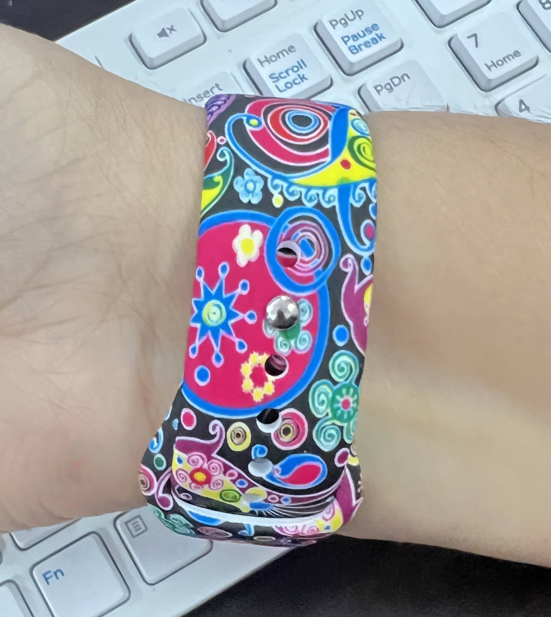 Multi Paisley Printed Silicone Bands Apple Watch