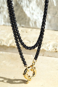 URBANISTA BOX CHAIN TOGGLE NECKLACE