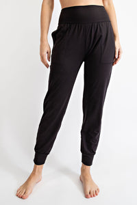 RAE MODE BUTTER SOFT JOGGERS WITH POCKETS