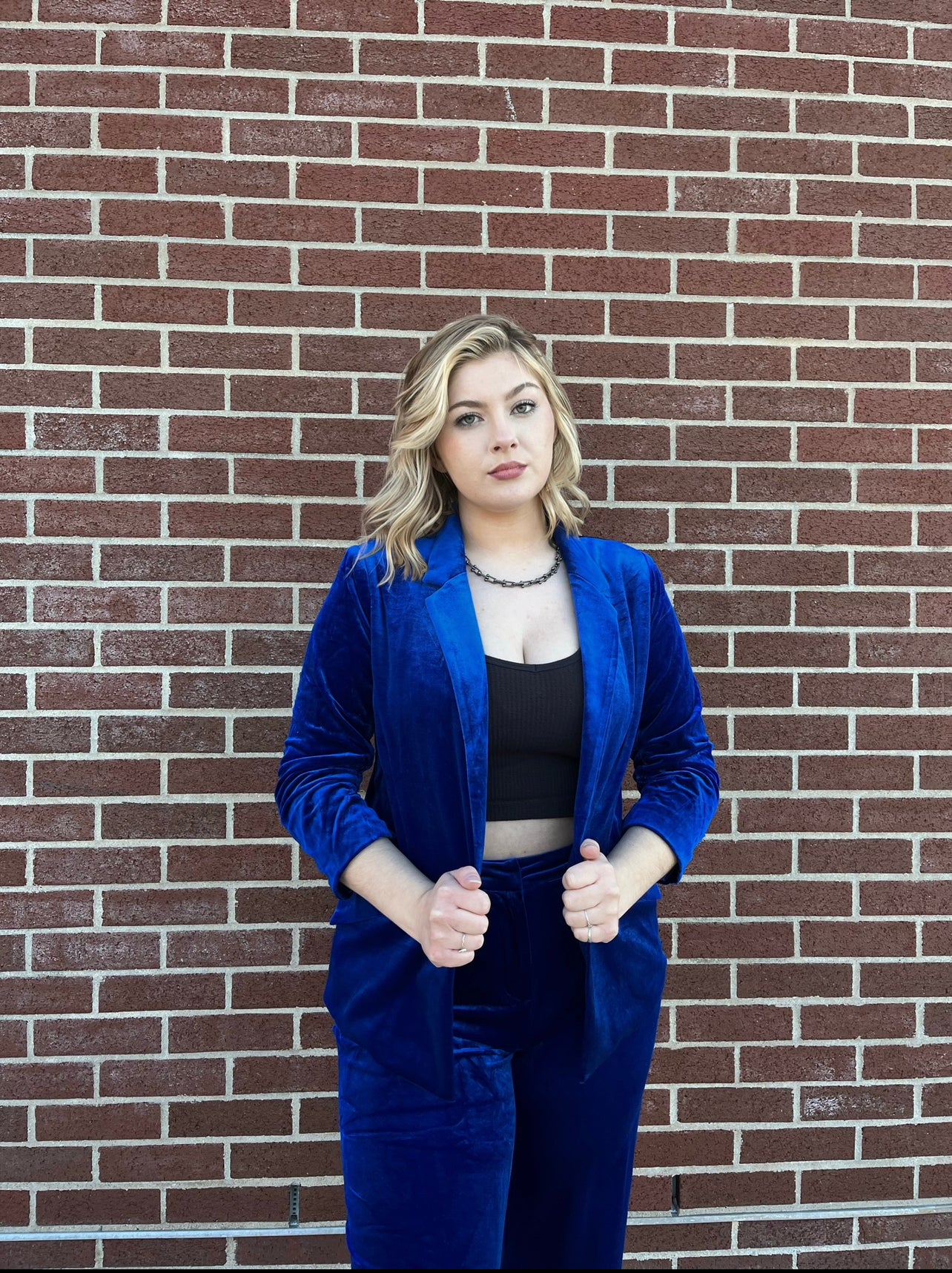 SKIES BLUE VELVET BLAZER