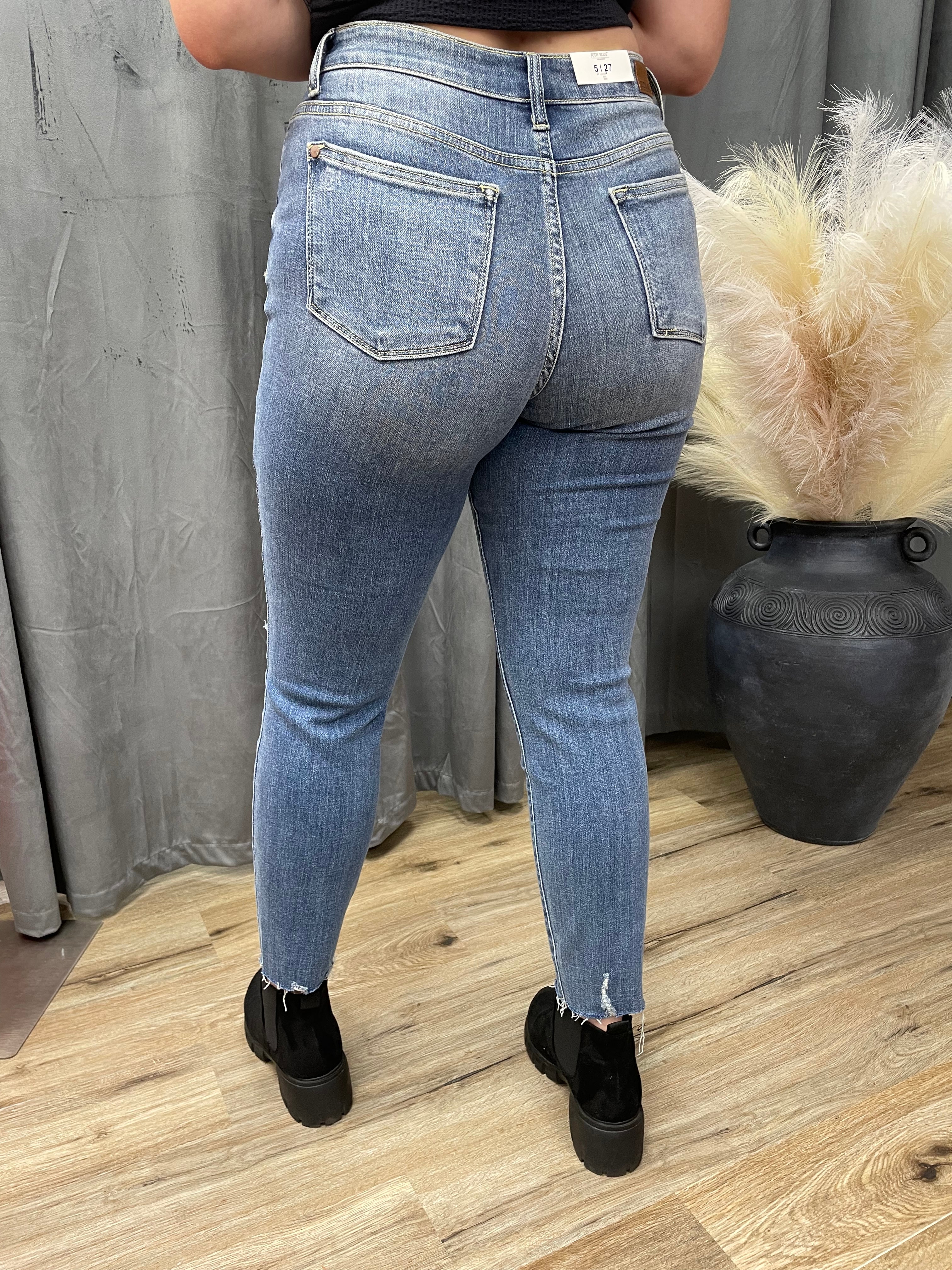 JUDY BLUE DESTINY RELAXED FIT