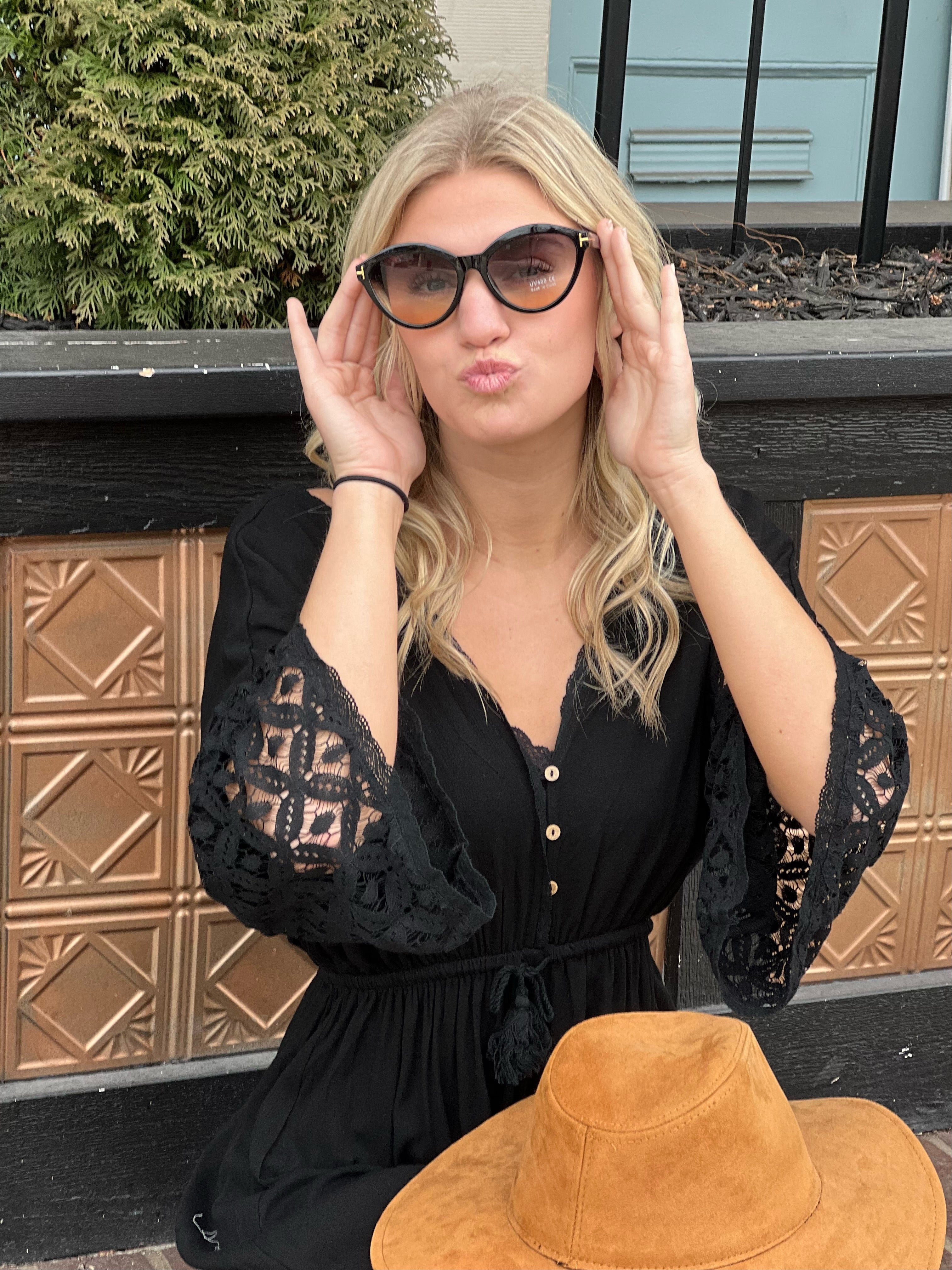 SUNGLASSES CAT EYE