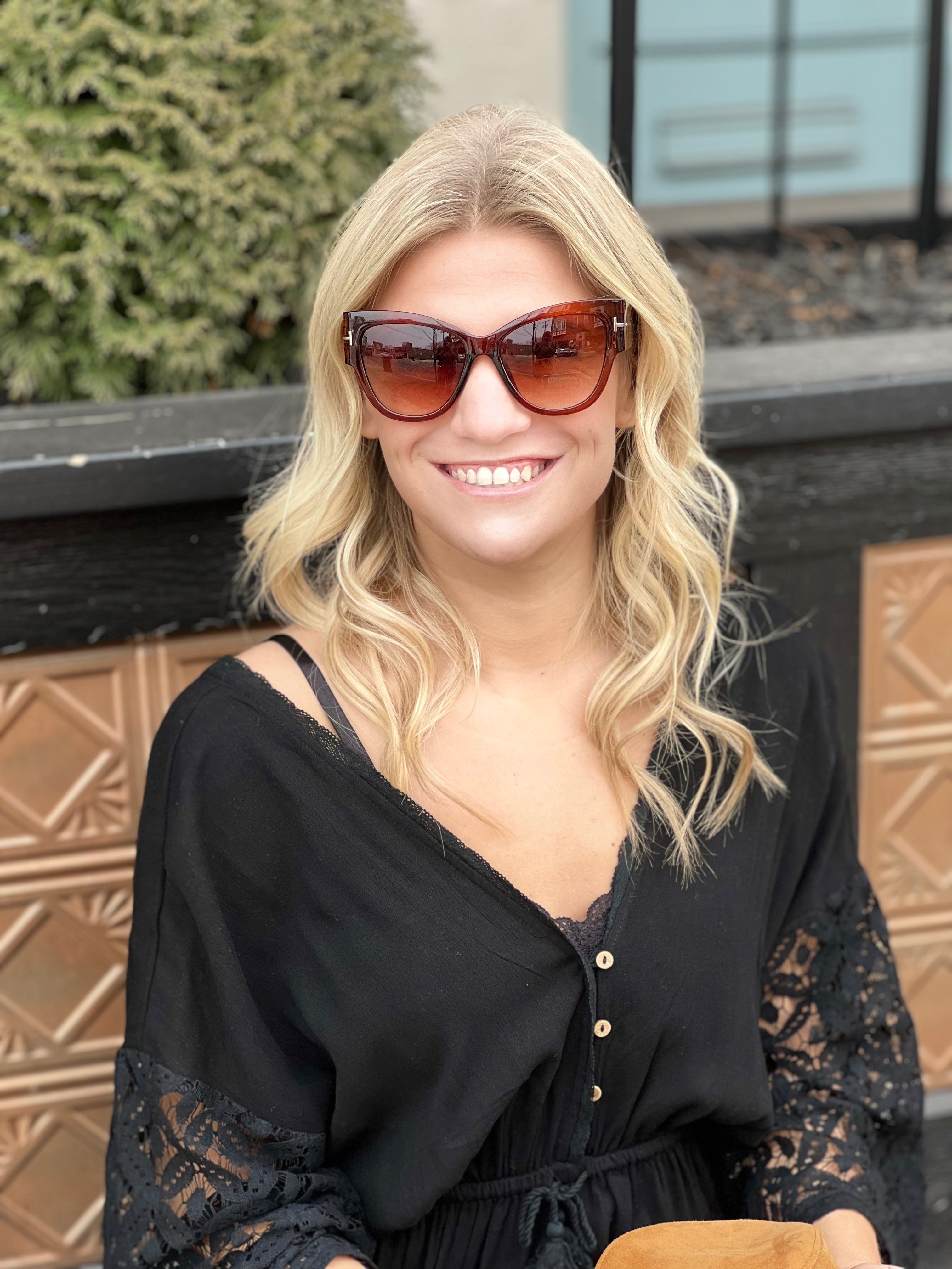 SUNGLASSES CAT EYE