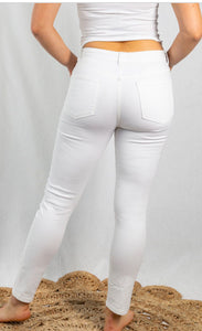 WHITE BIRCH HISH RISE DISTRESSED DENIM